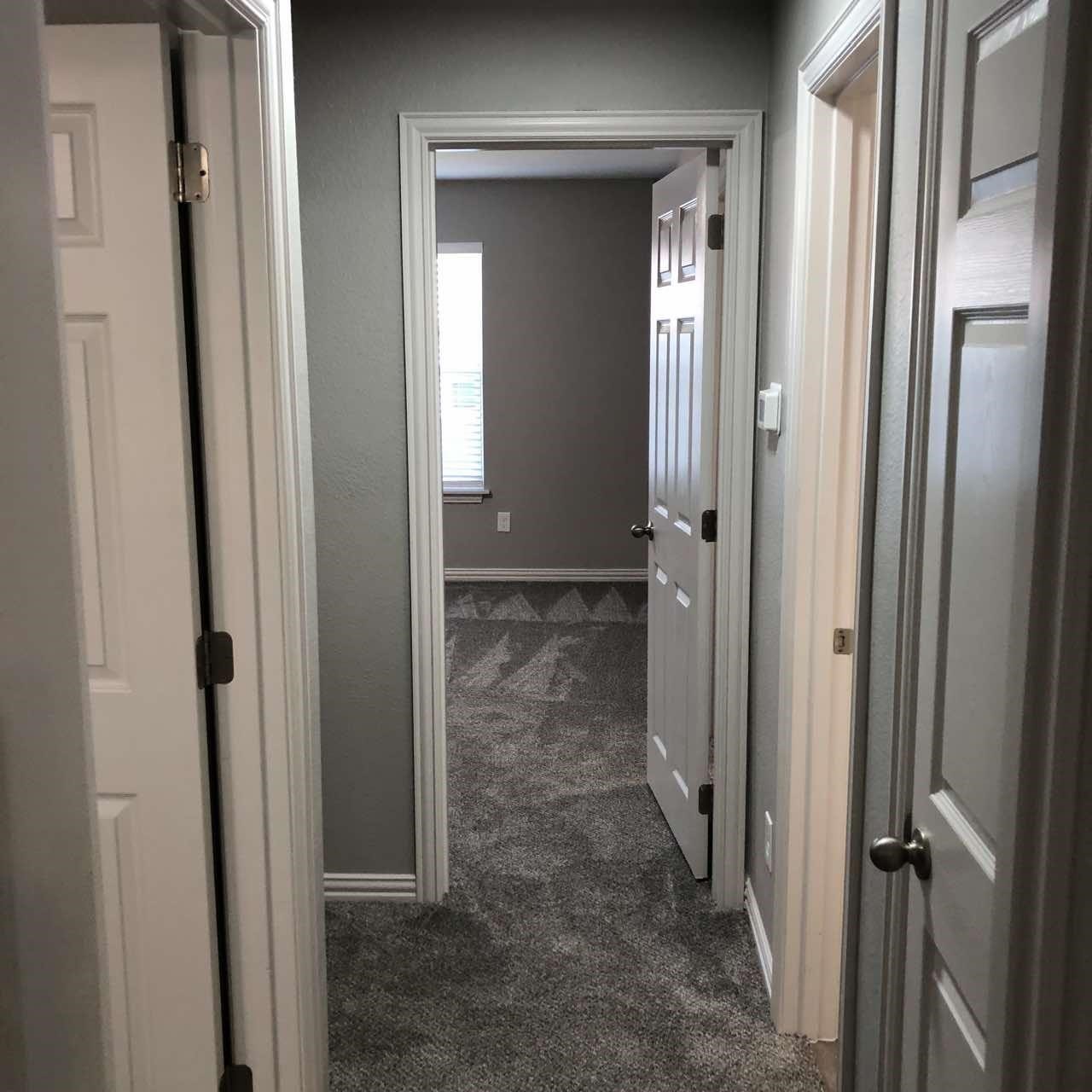 526-528 E State Highway 11 528