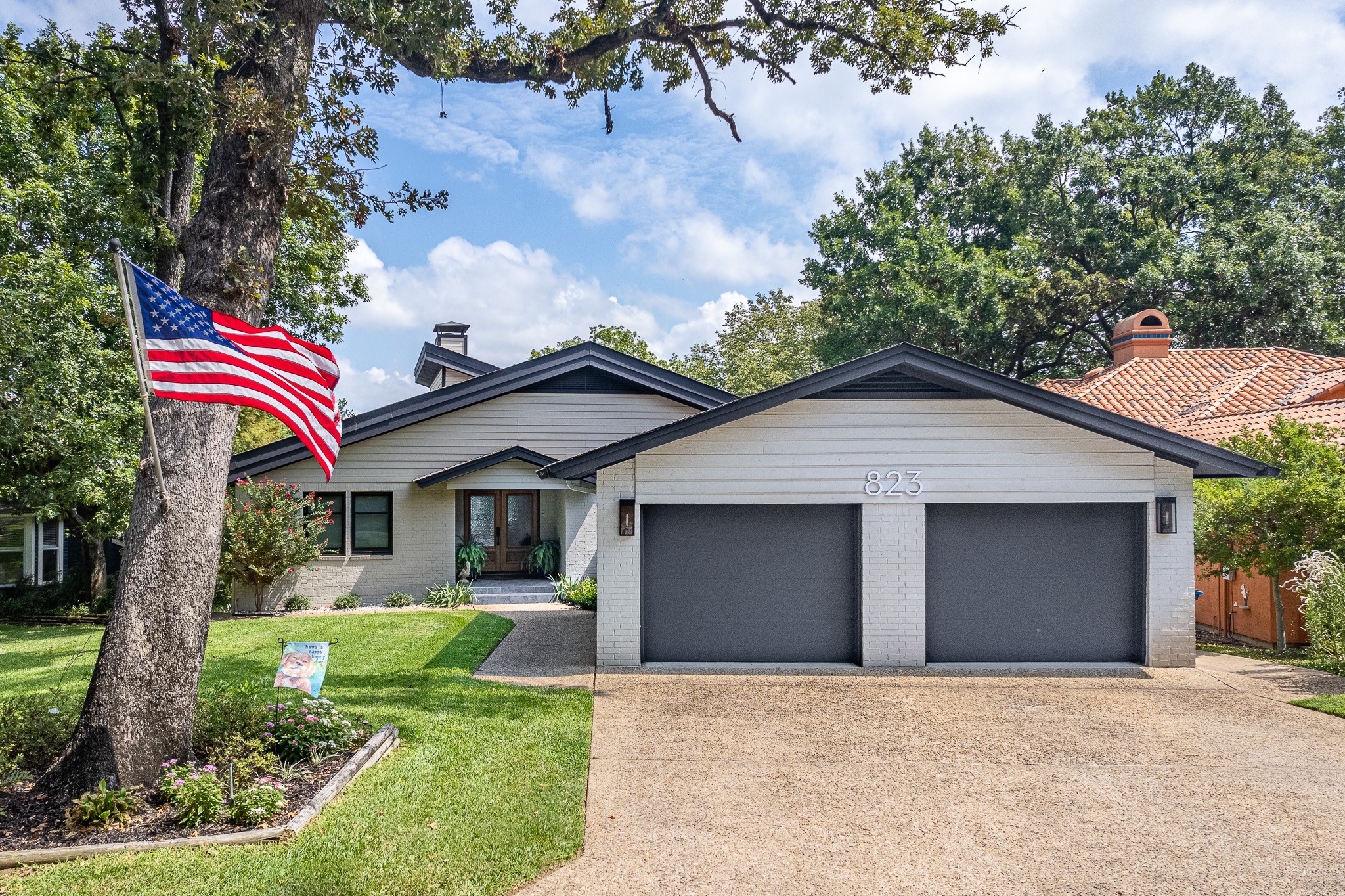 823 Heather Woods Drive