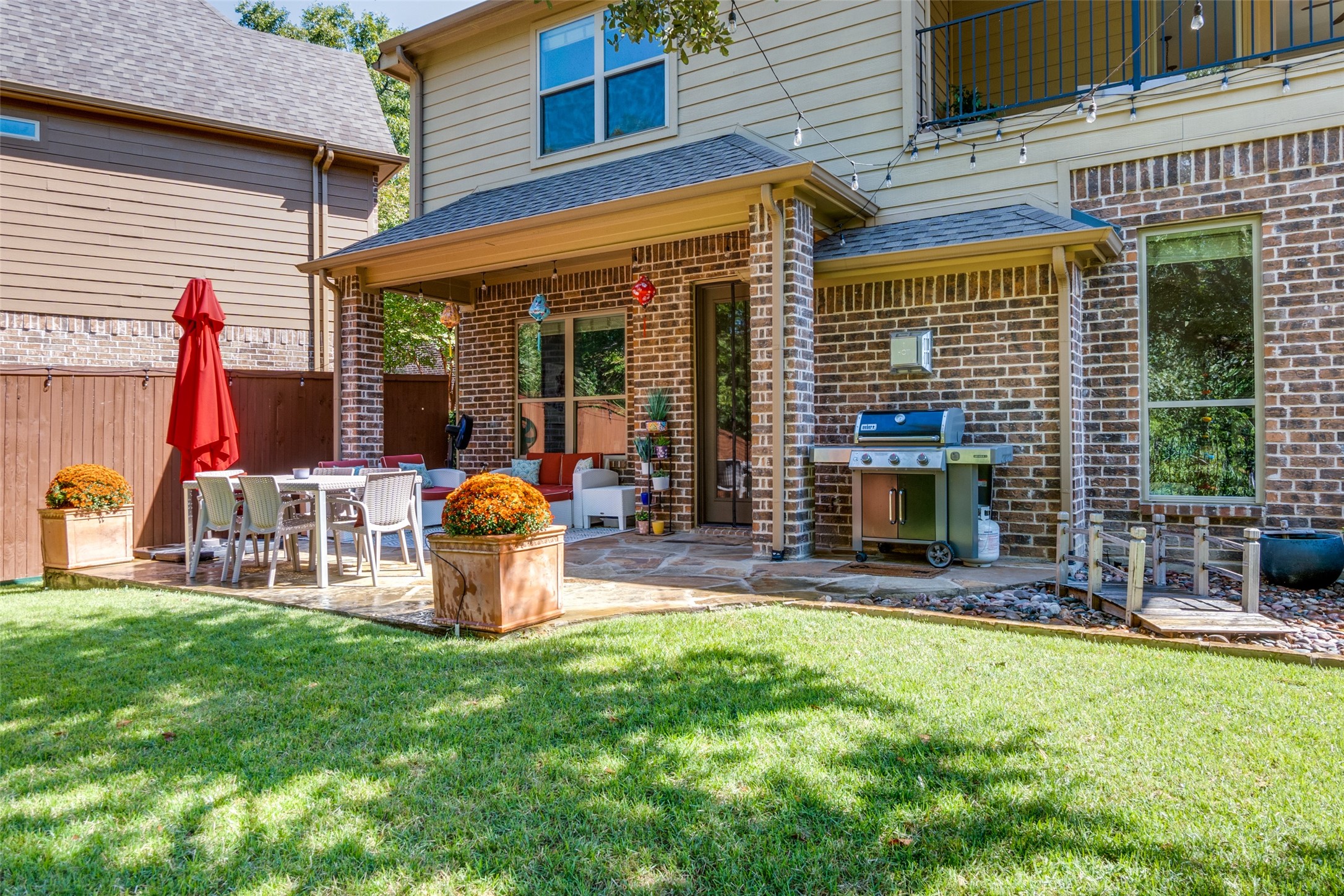 2238 Forest Hollow Park