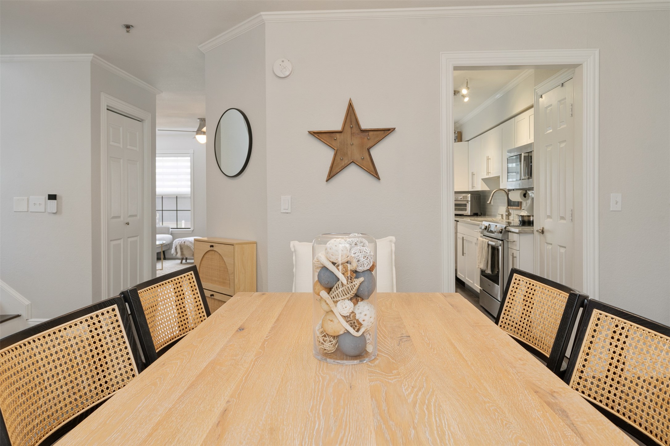 3901 Travis Street 227