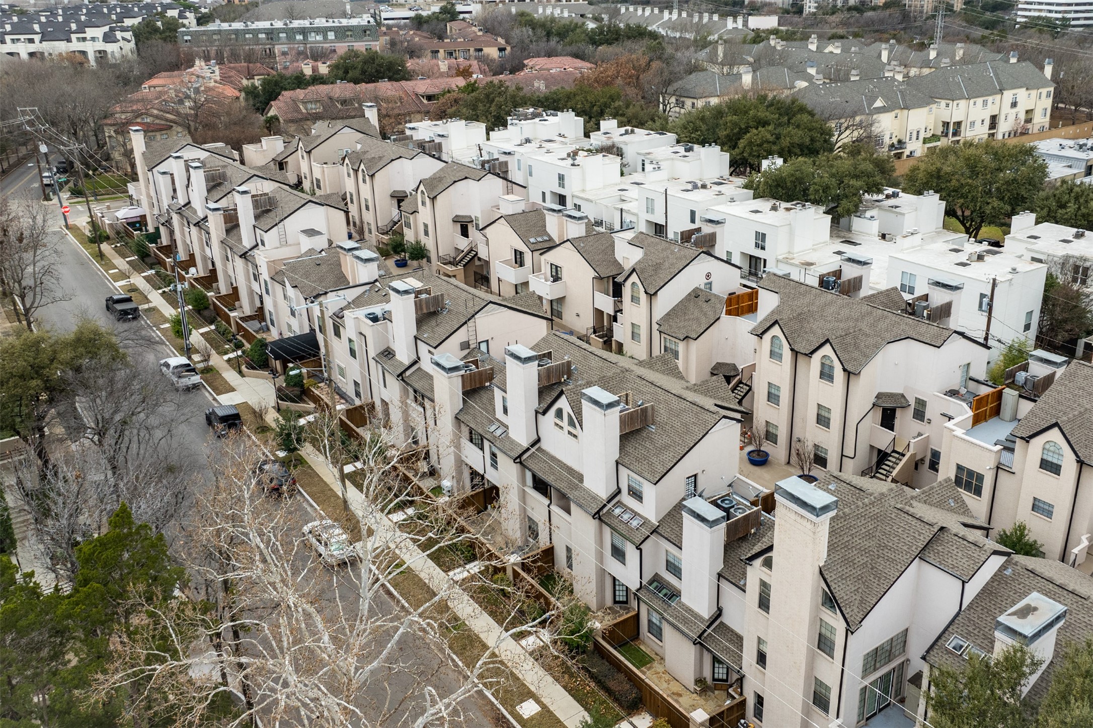 3901 Travis Street 227