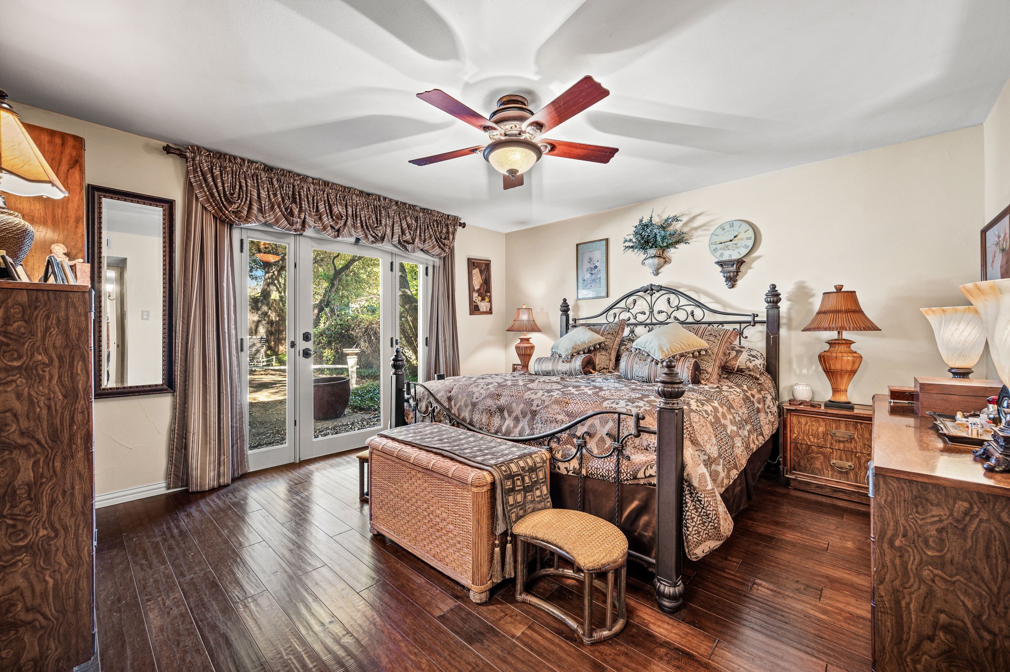 6655 Hillbriar Drive