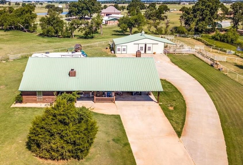 10692 Bobbie Lane