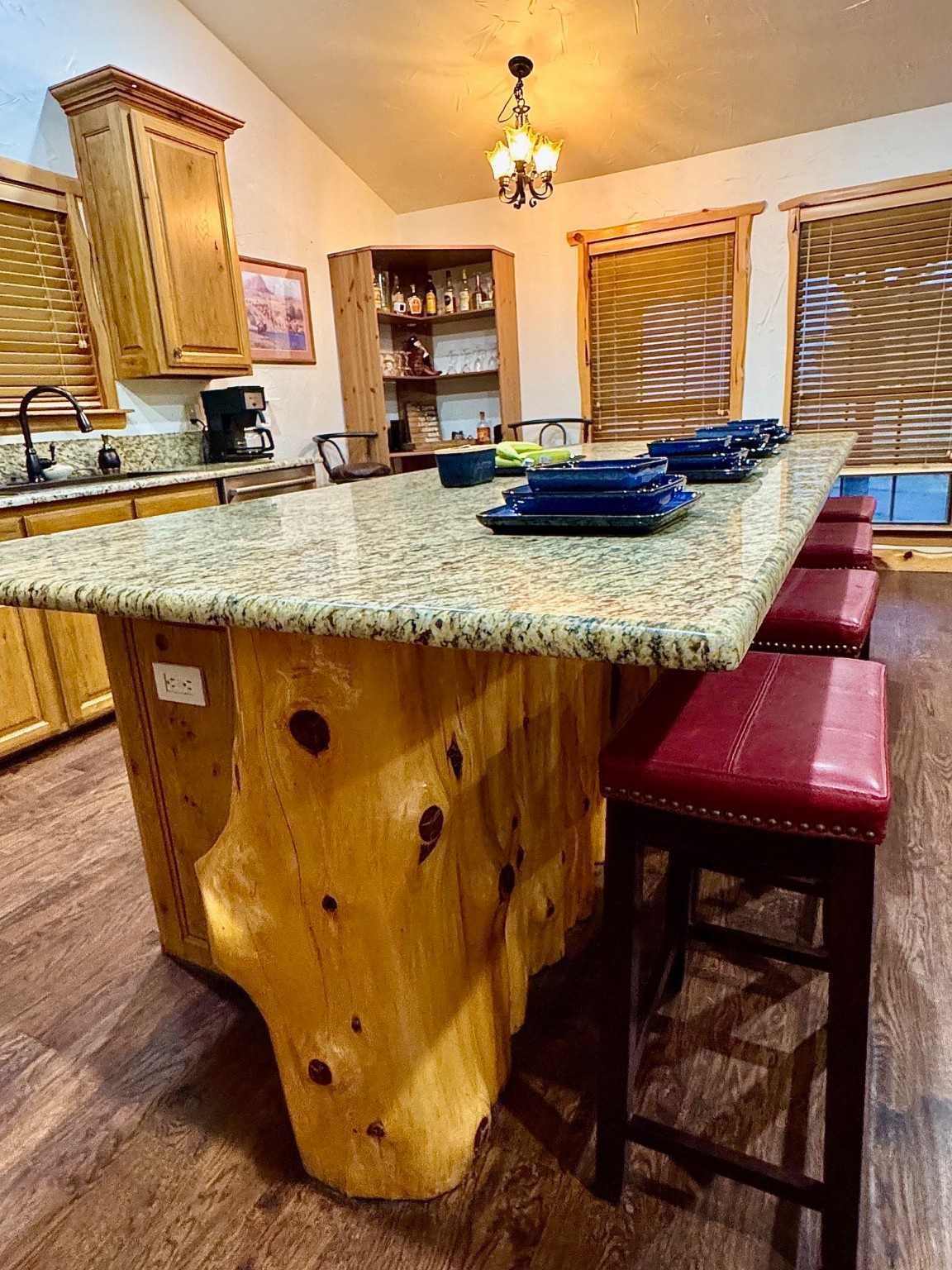 10692 Bobbie Lane