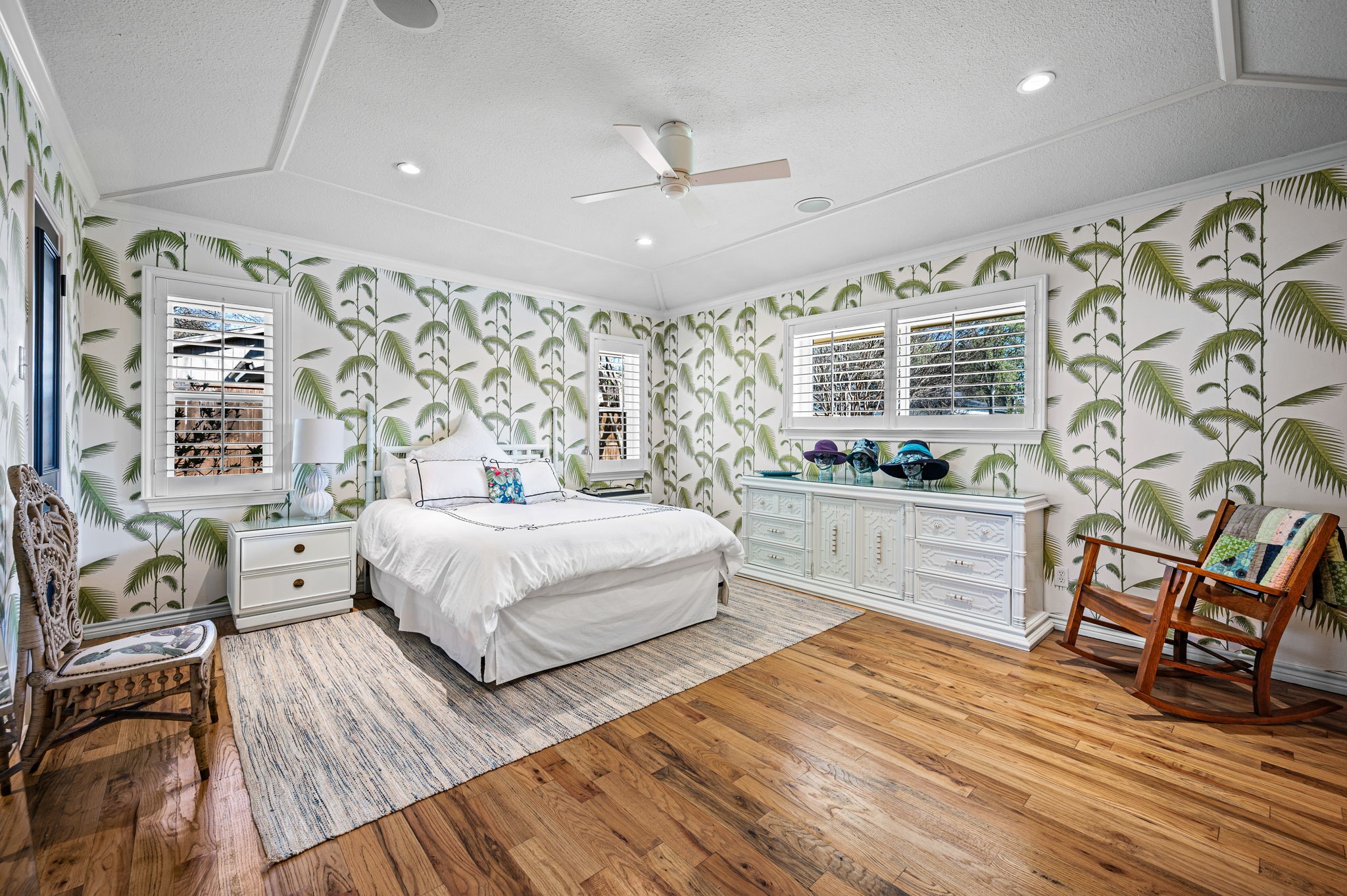 4148 Myerwood Lane