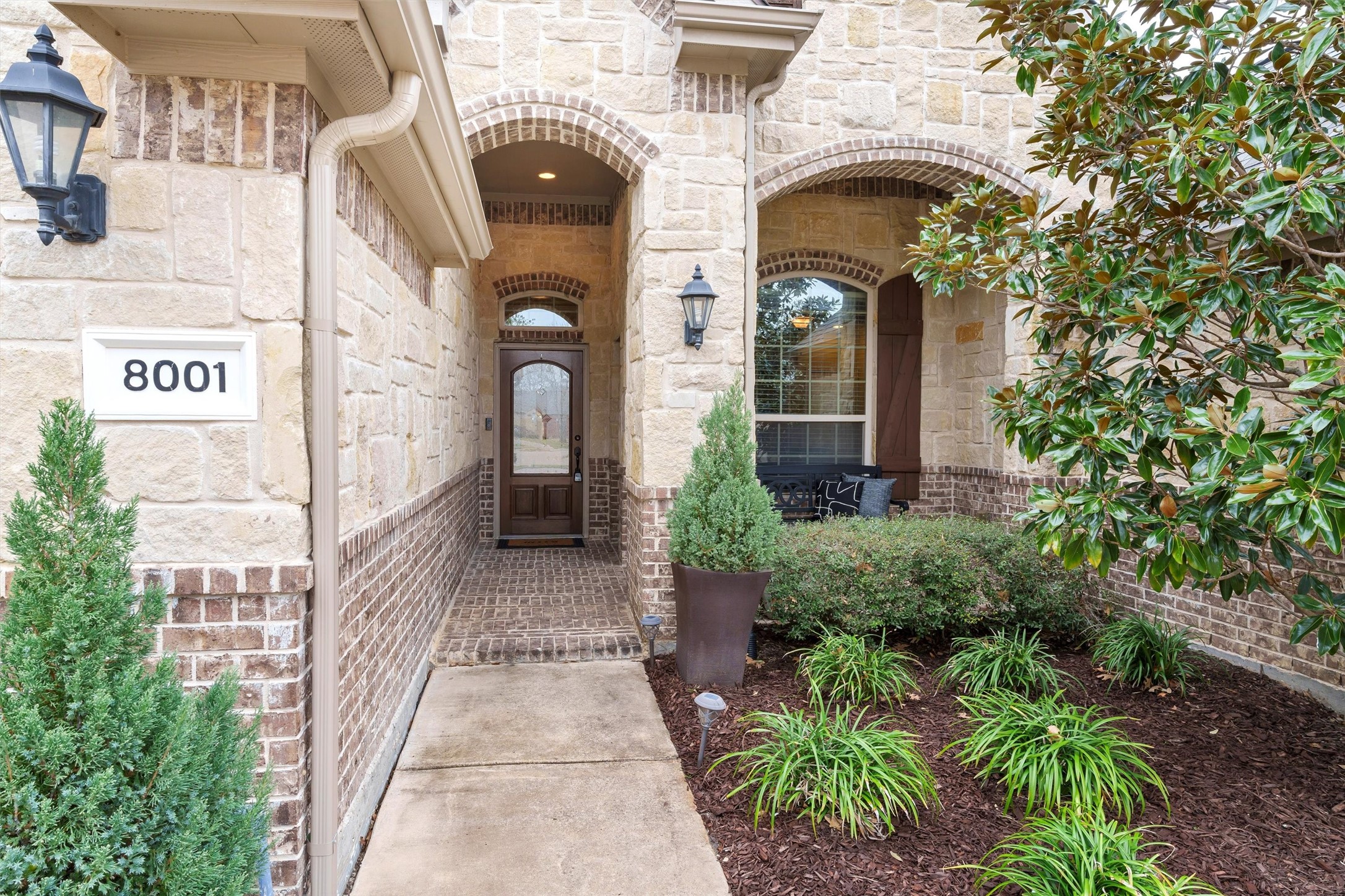 8001 Horseshoe Bend