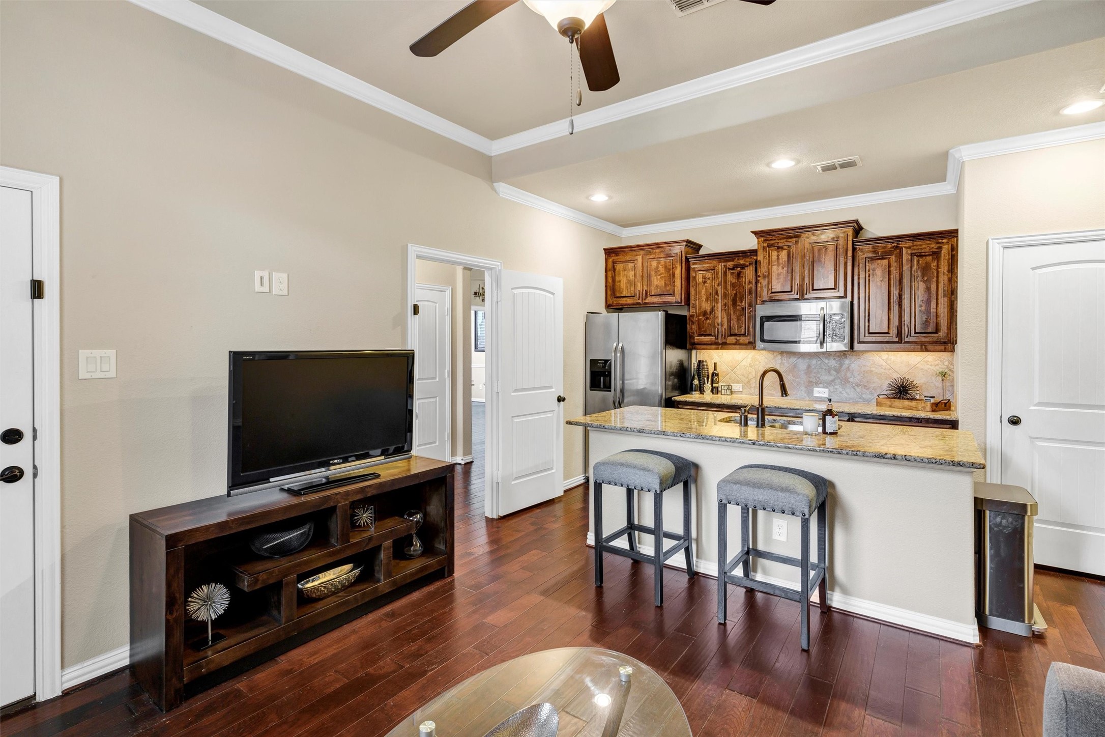 8001 Horseshoe Bend