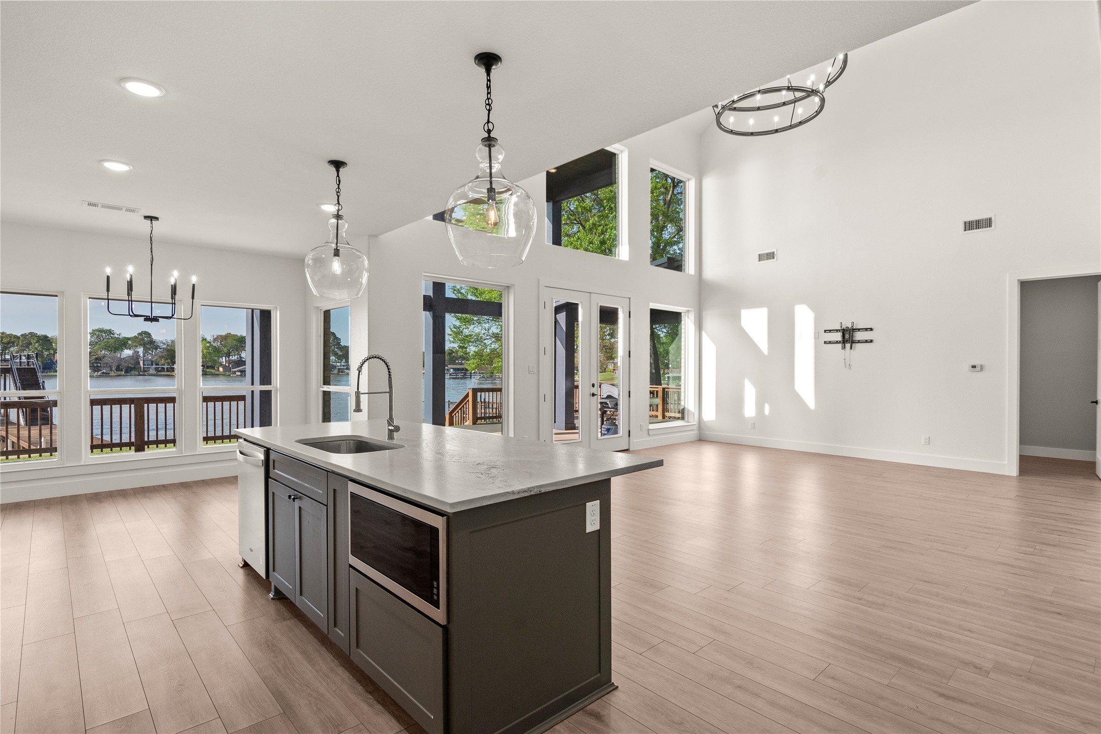 154 Sunset Drive