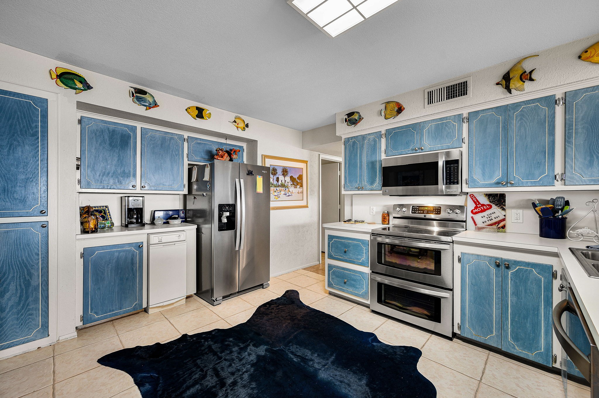 2512 Oak Drive