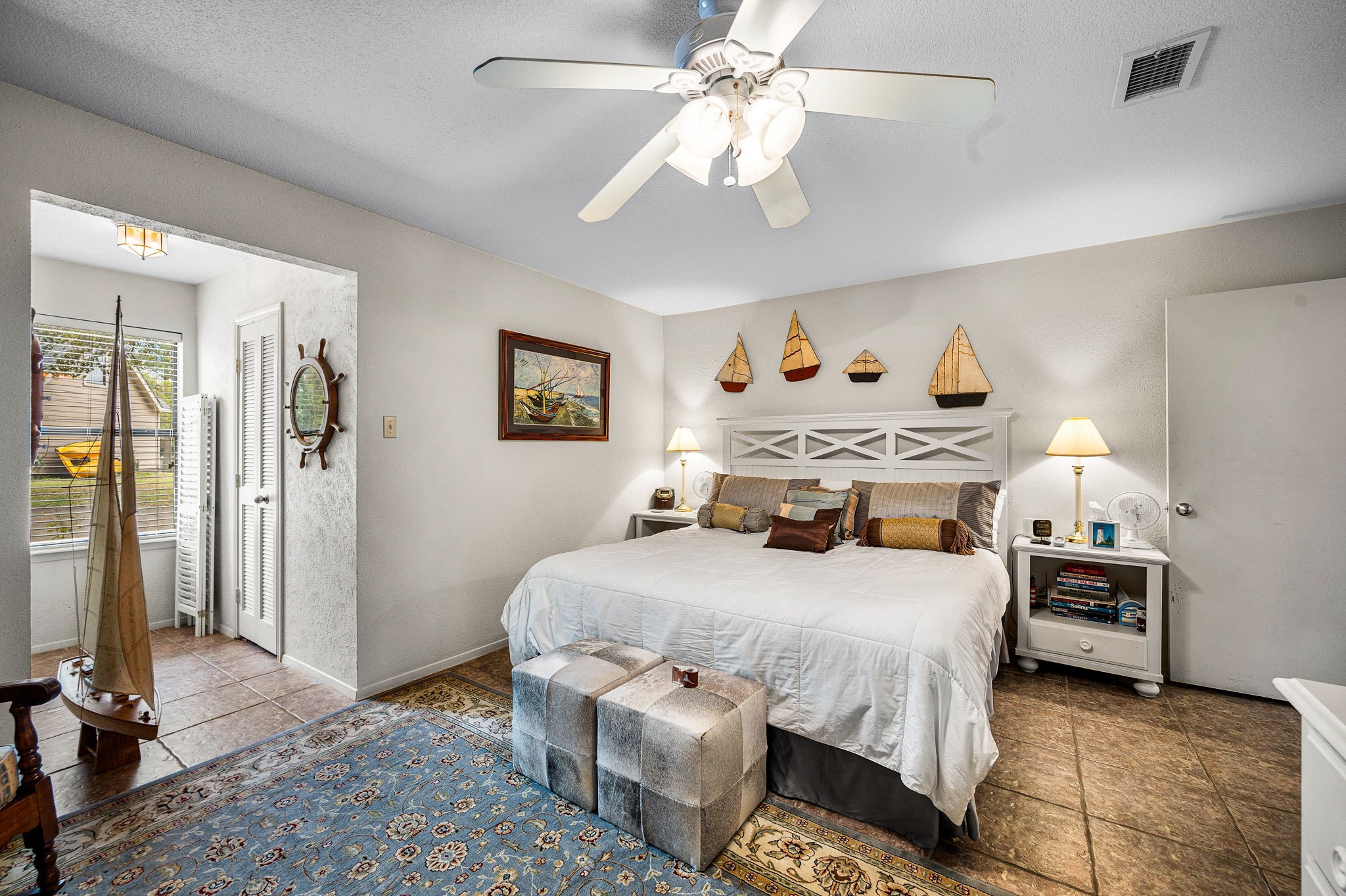 2512 Oak Drive