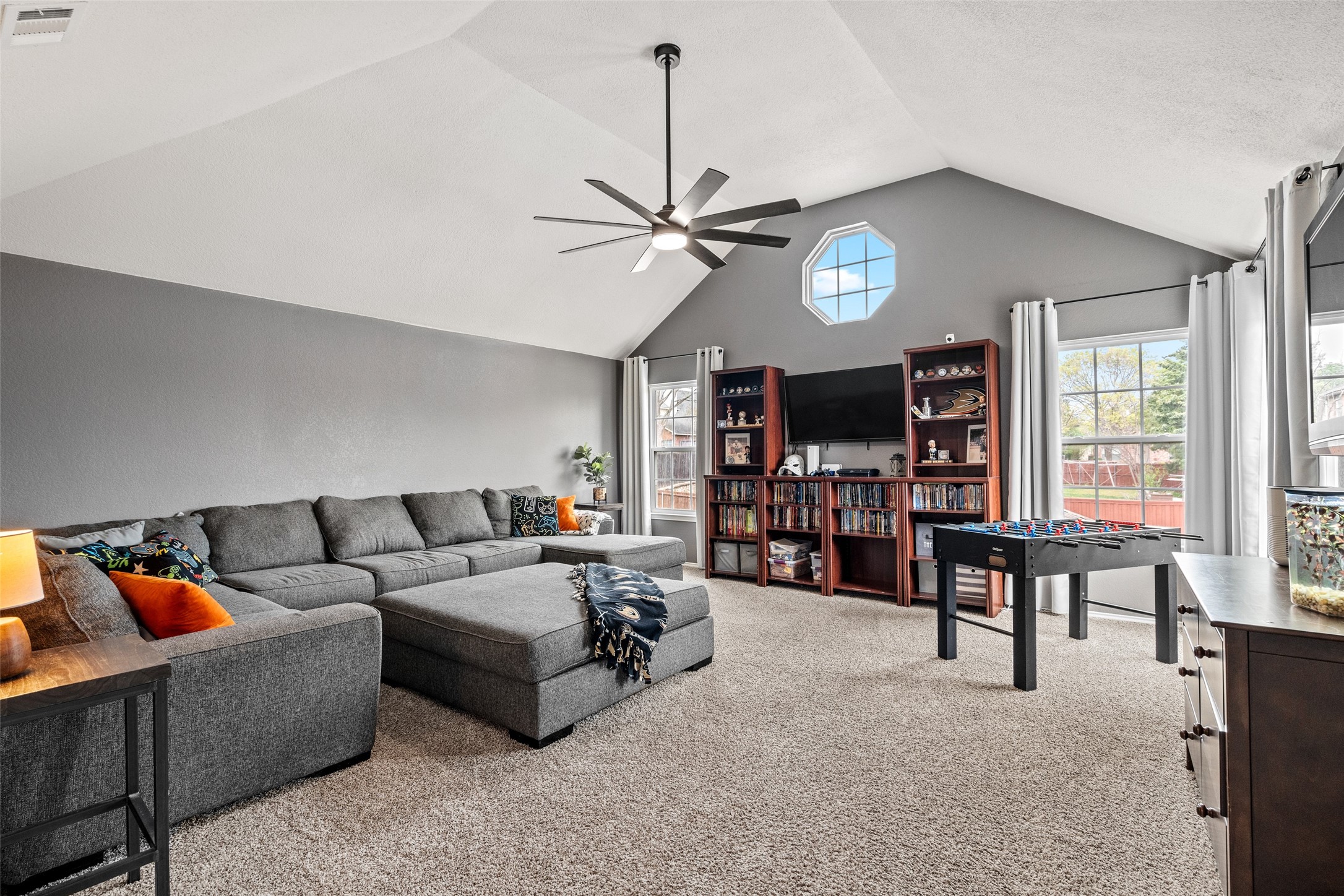 5213 Natchez Drive