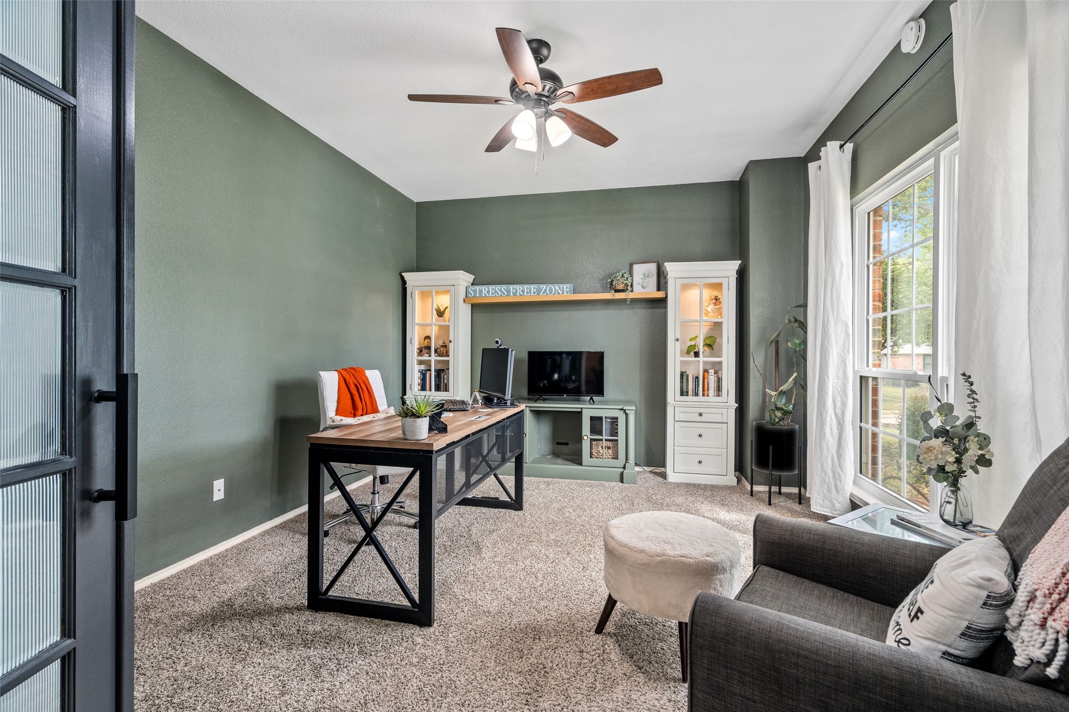 5213 Natchez Drive