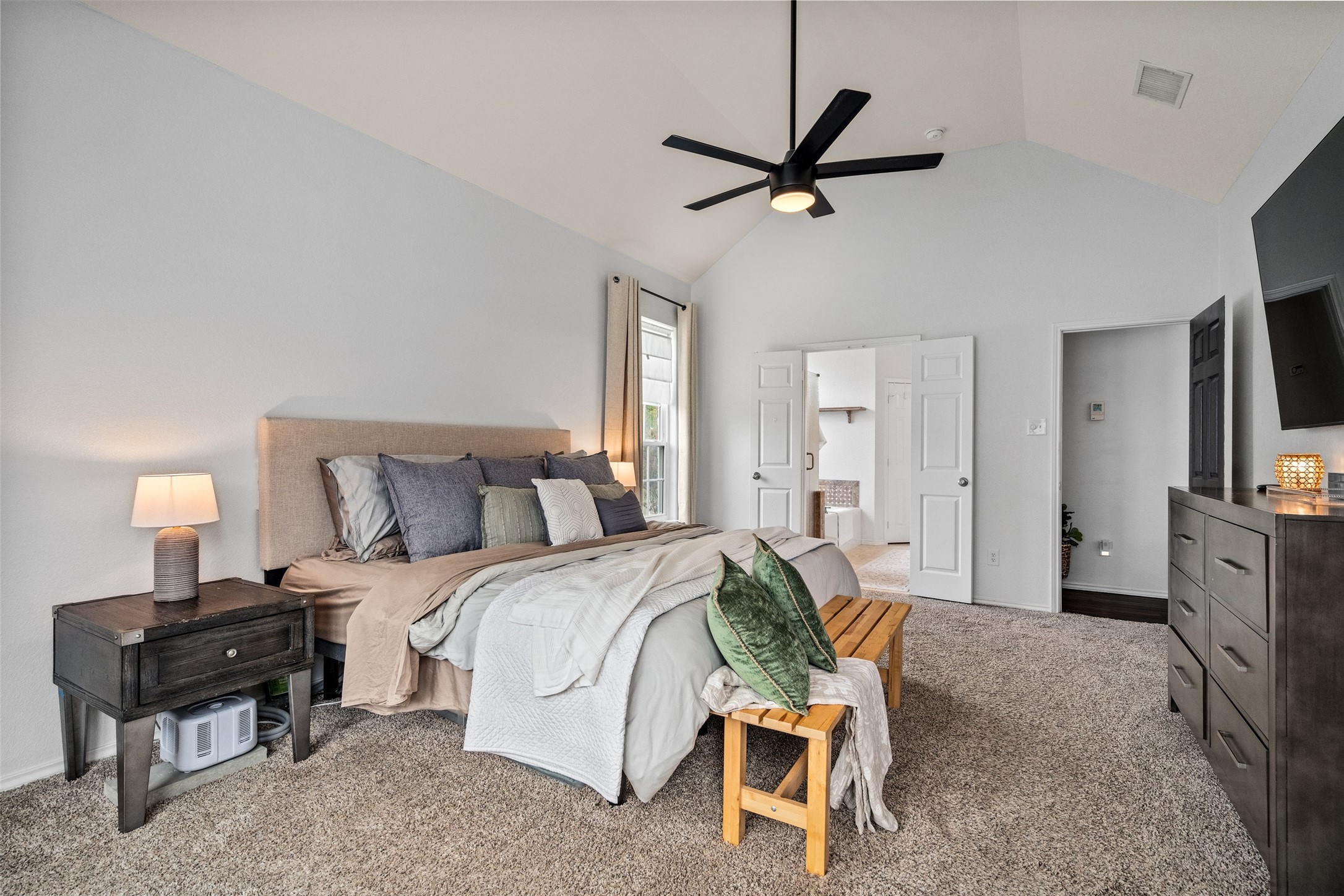 5213 Natchez Drive