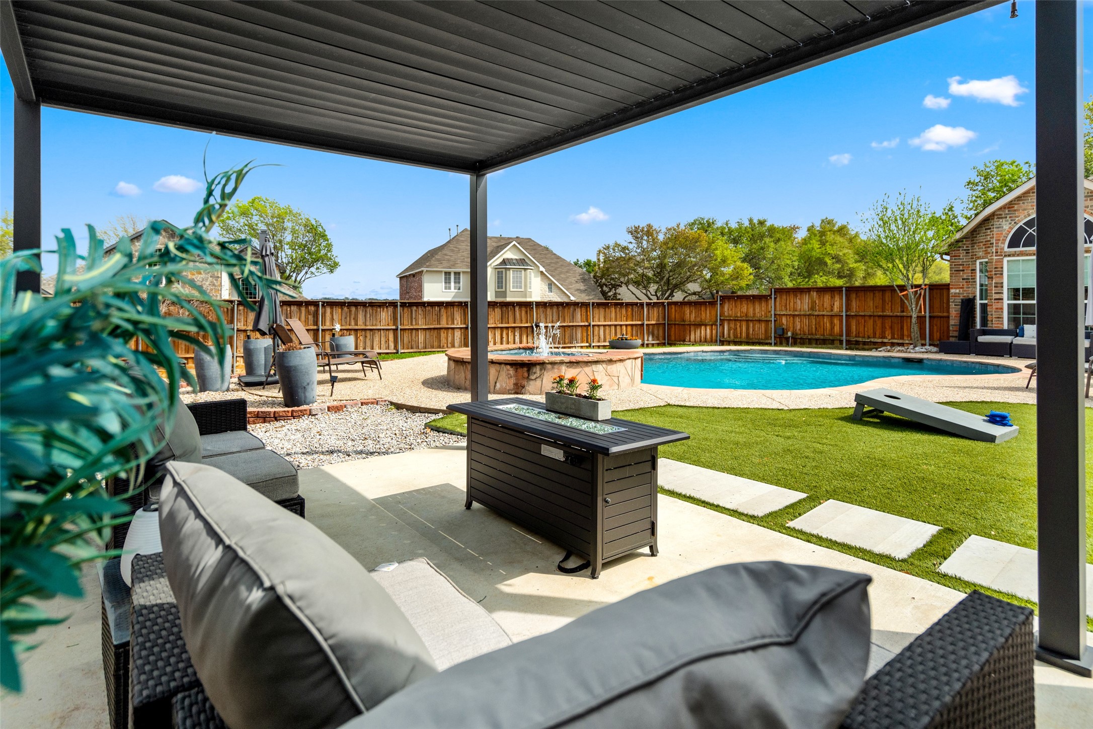 5213 Natchez Drive