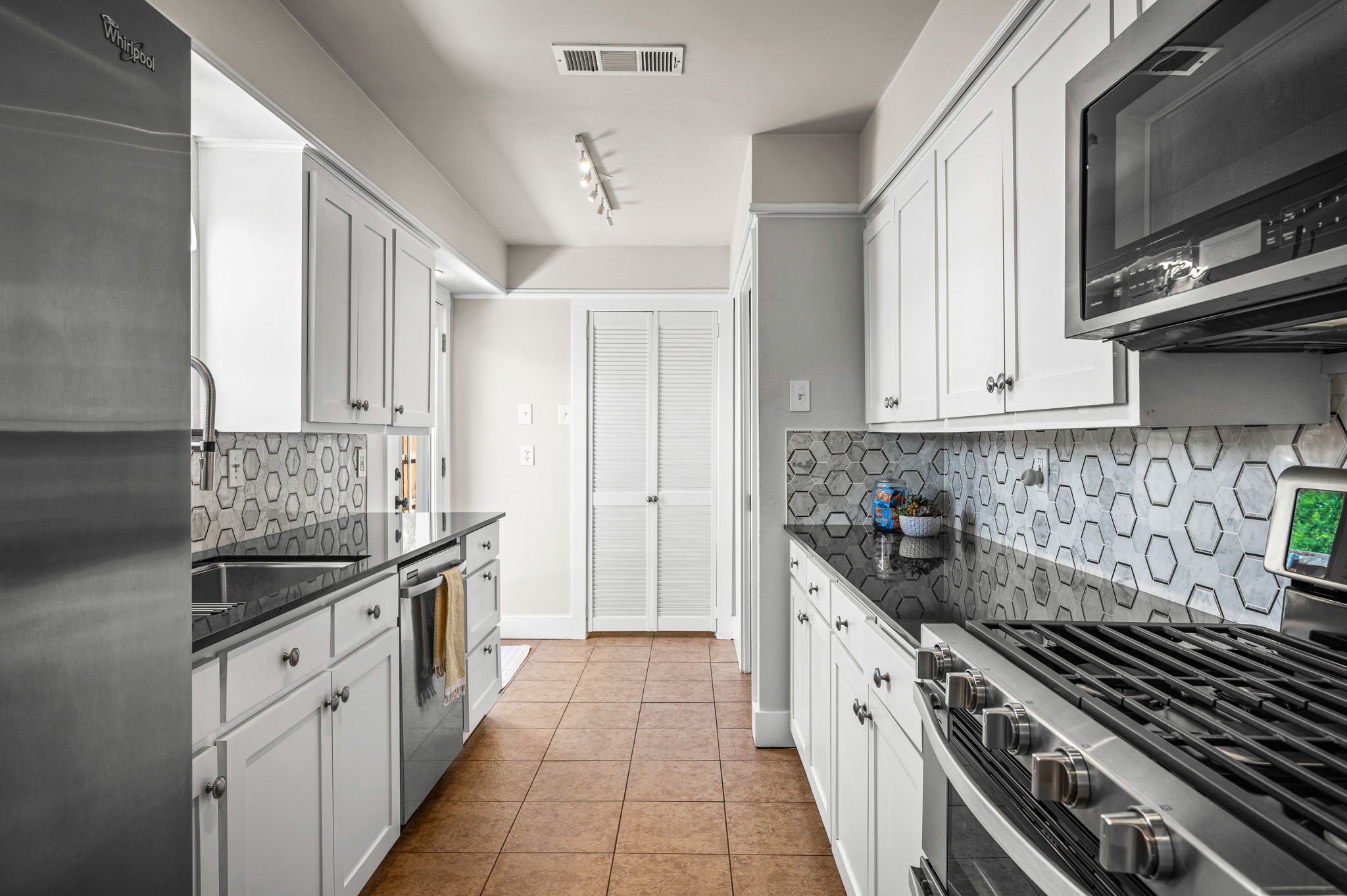 10656 Sandpiper Lane