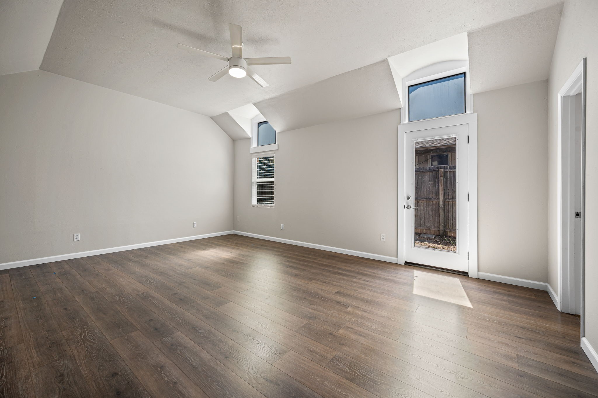 10654 Sandpiper Lane