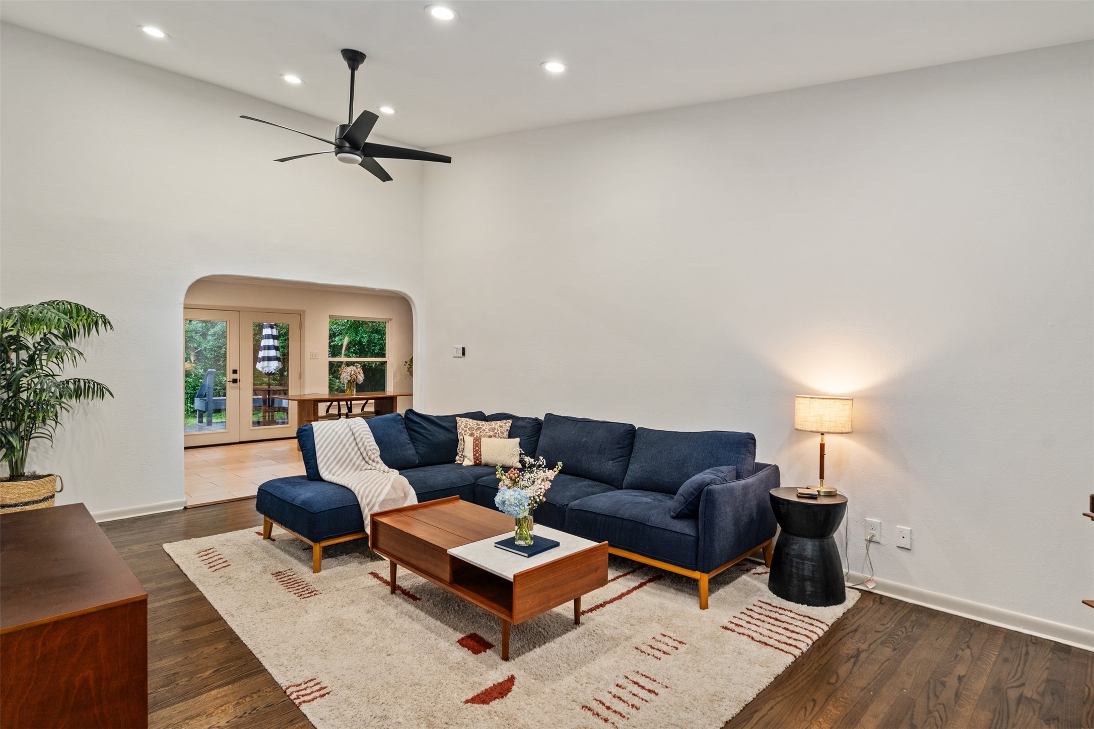2254 Springhill Drive