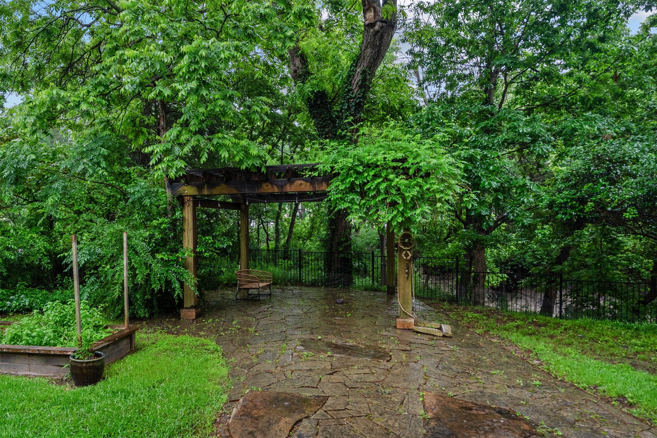 2254 Springhill Drive
