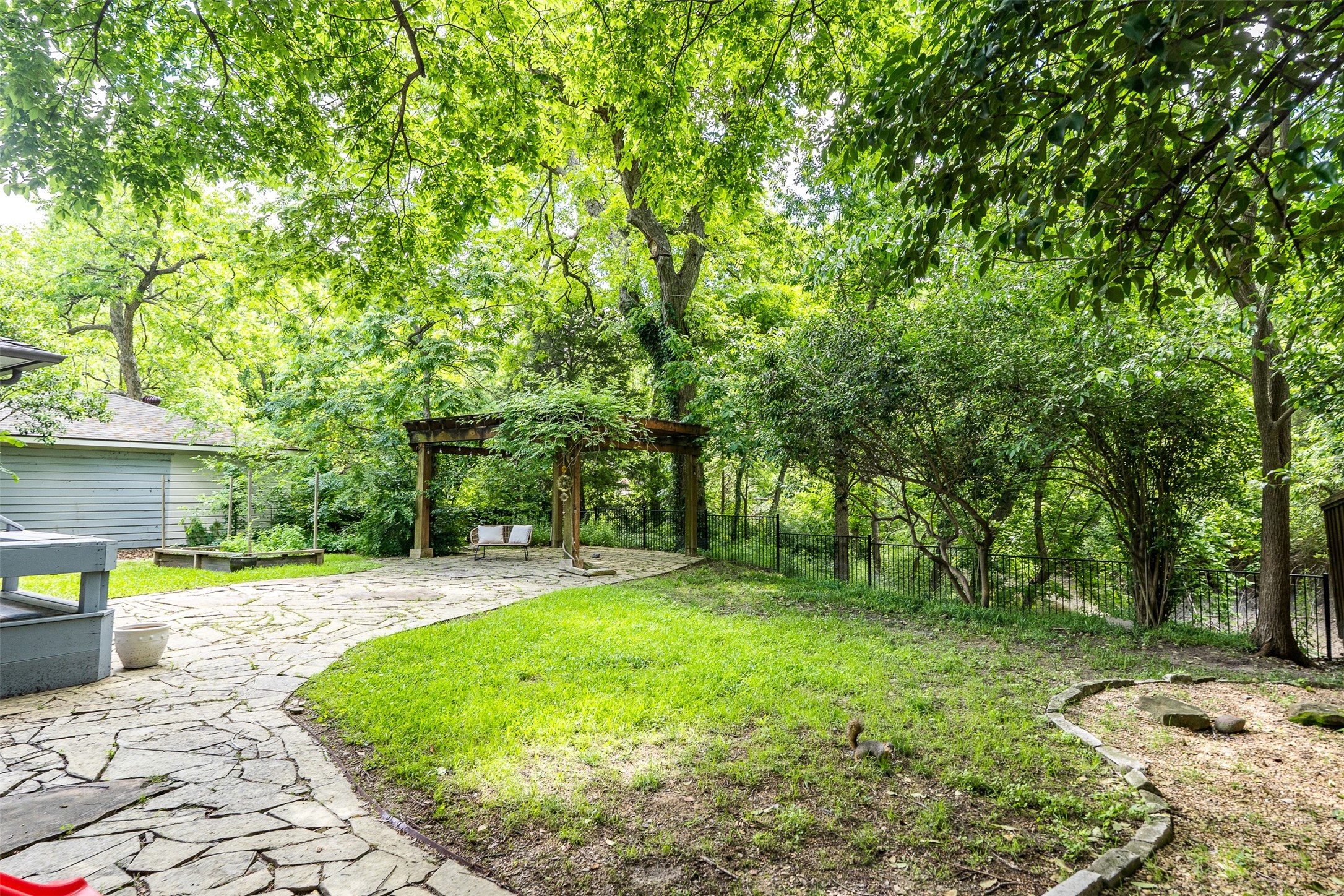 2254 Springhill Drive