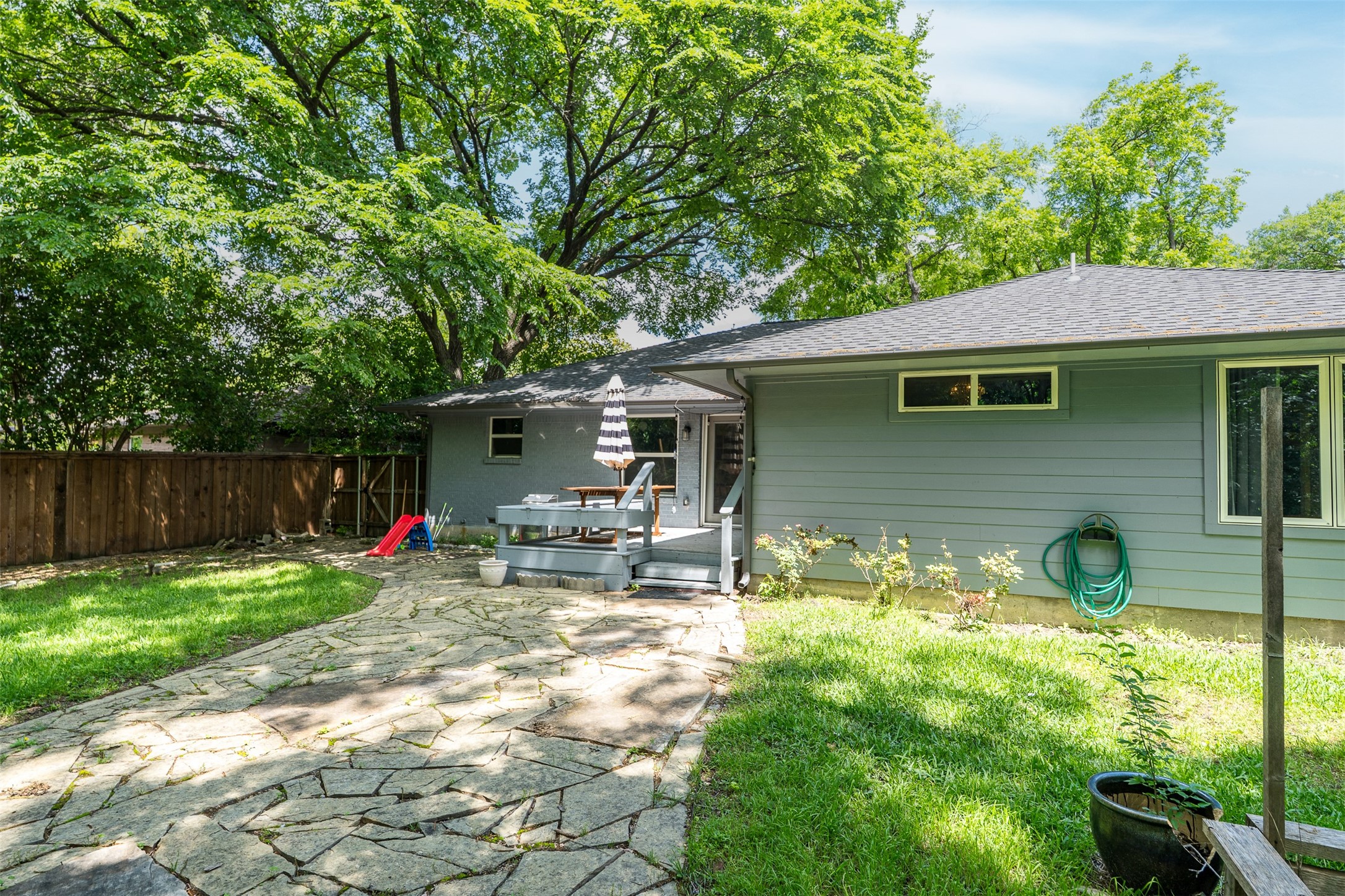 2254 Springhill Drive