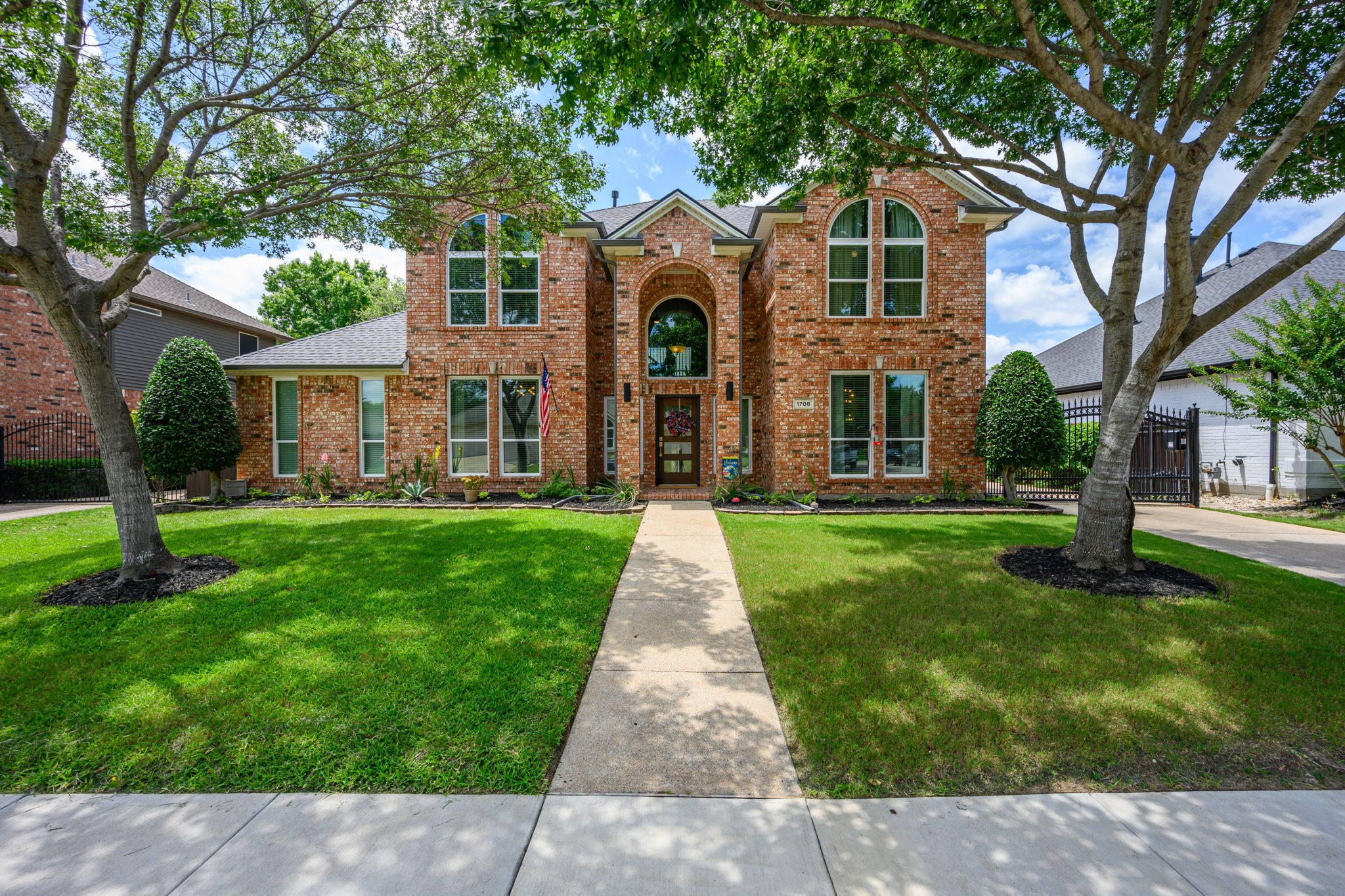 1708 Falcon Drive