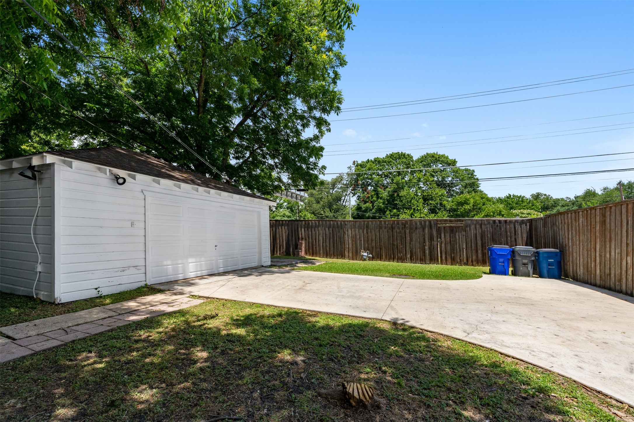 6933 Wake Forrest Drive