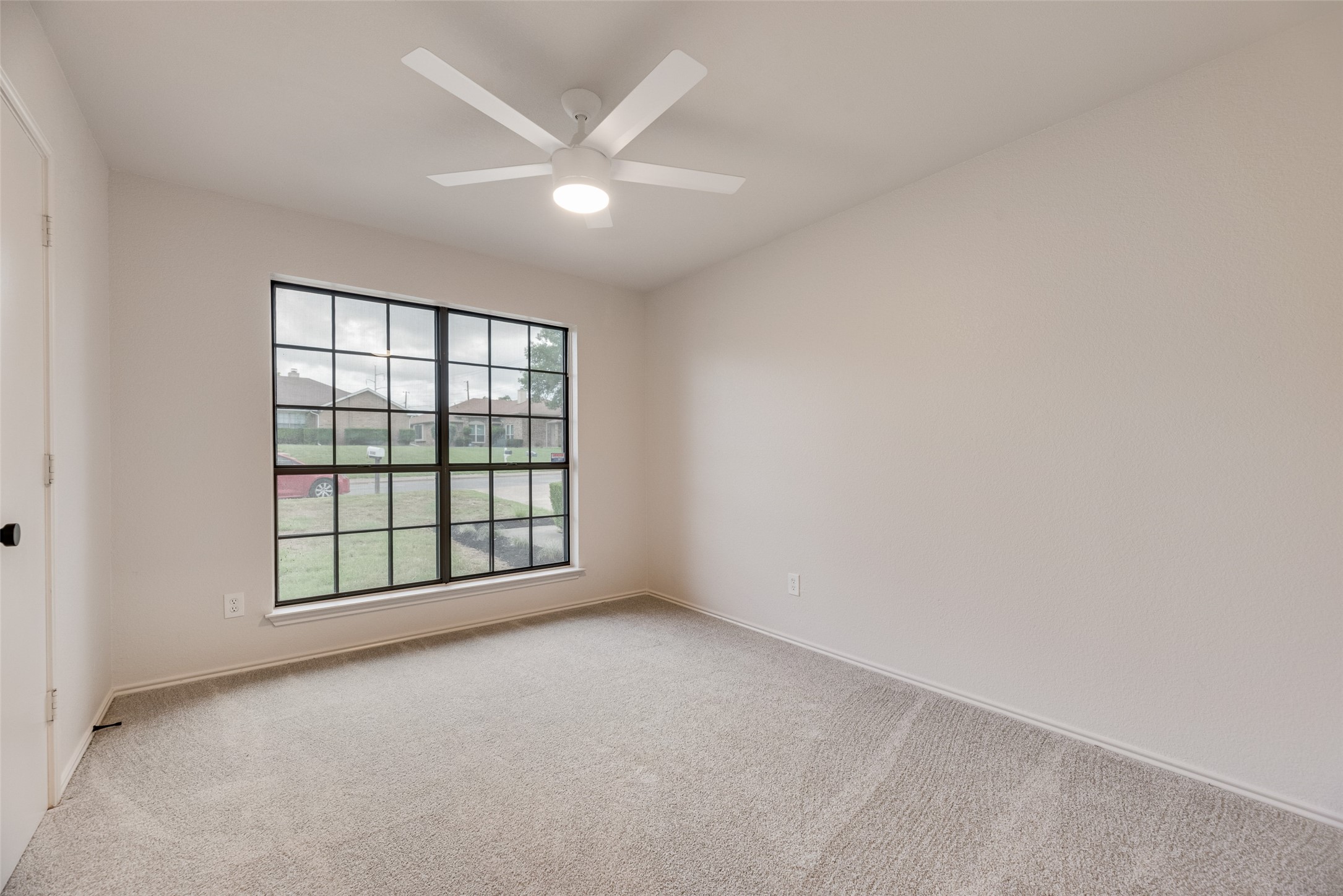 5048 Hollow Ridge Road