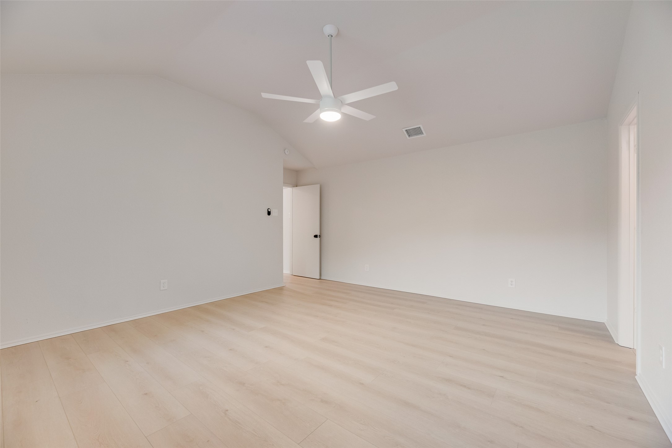 5048 Hollow Ridge Road