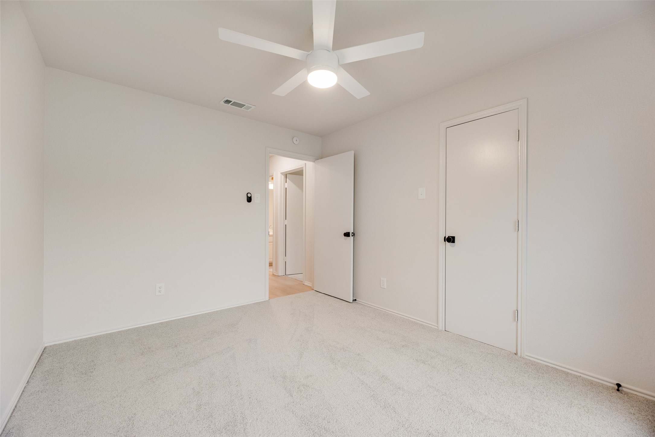 5048 Hollow Ridge Road