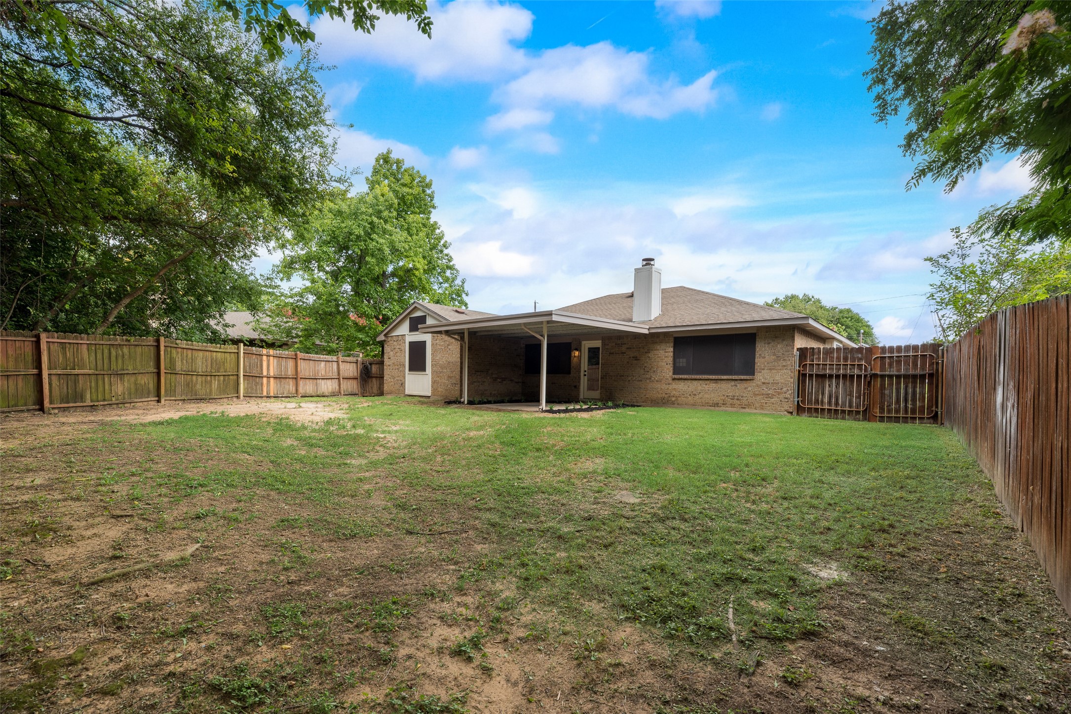 5048 Hollow Ridge Road