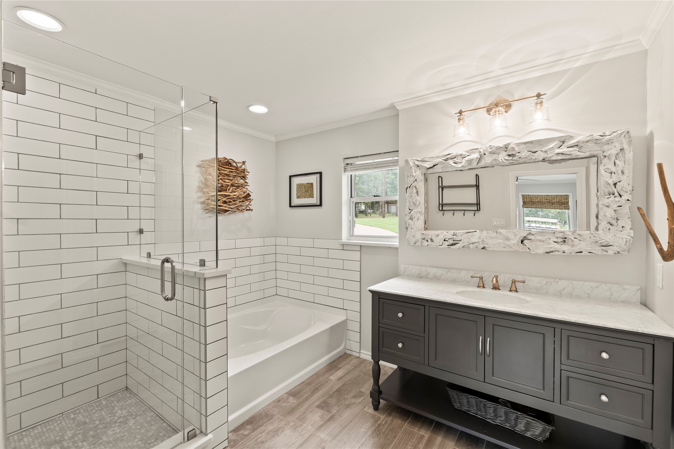 2113 Dogwood Loop
