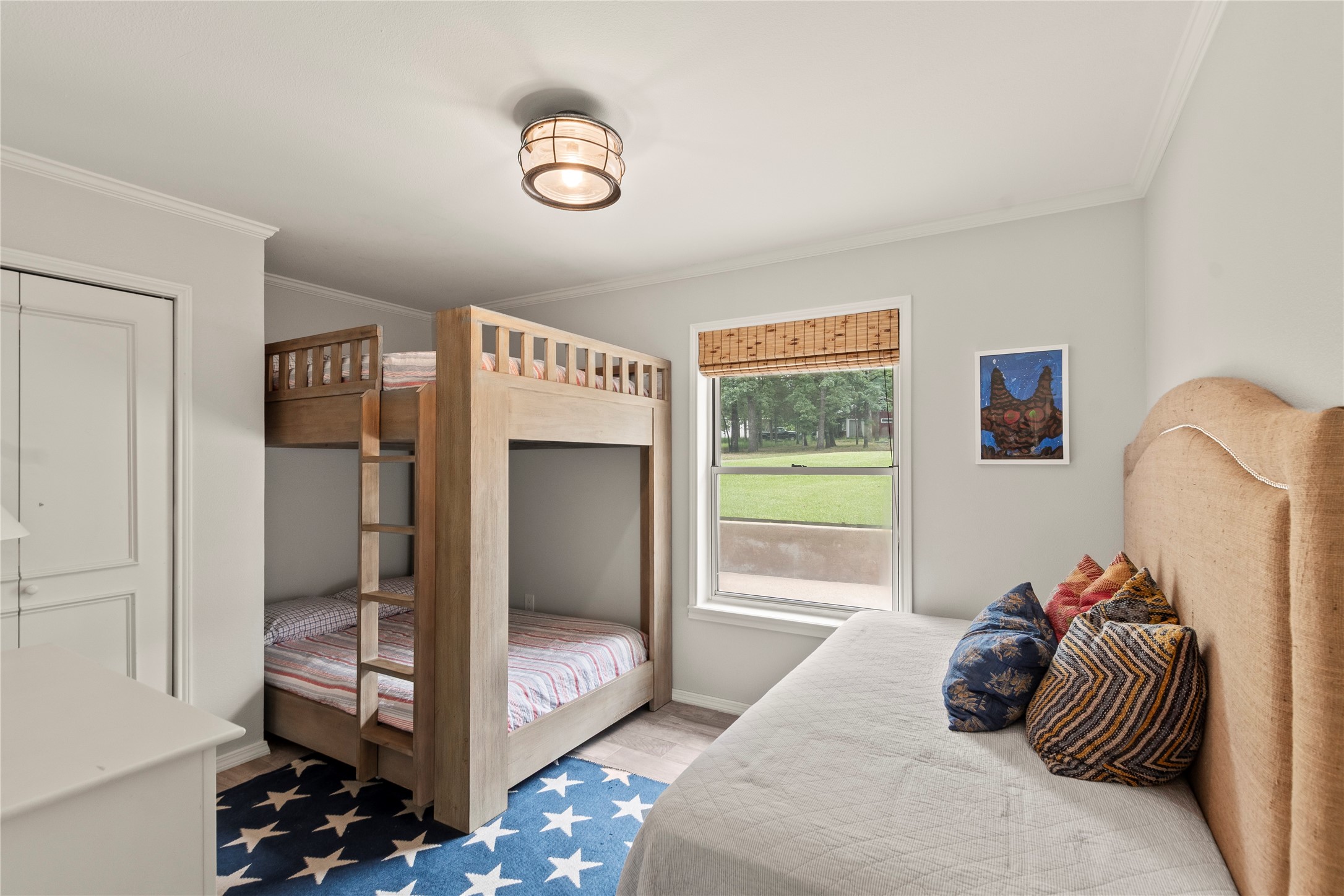 2113 Dogwood Loop