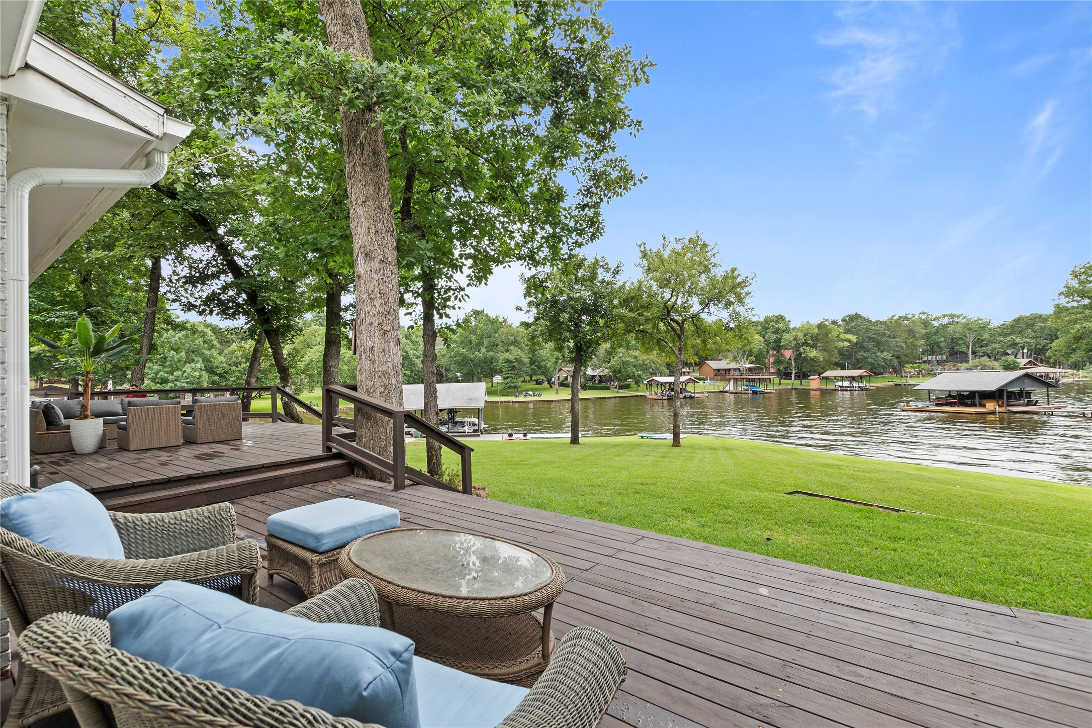2113 Dogwood Loop