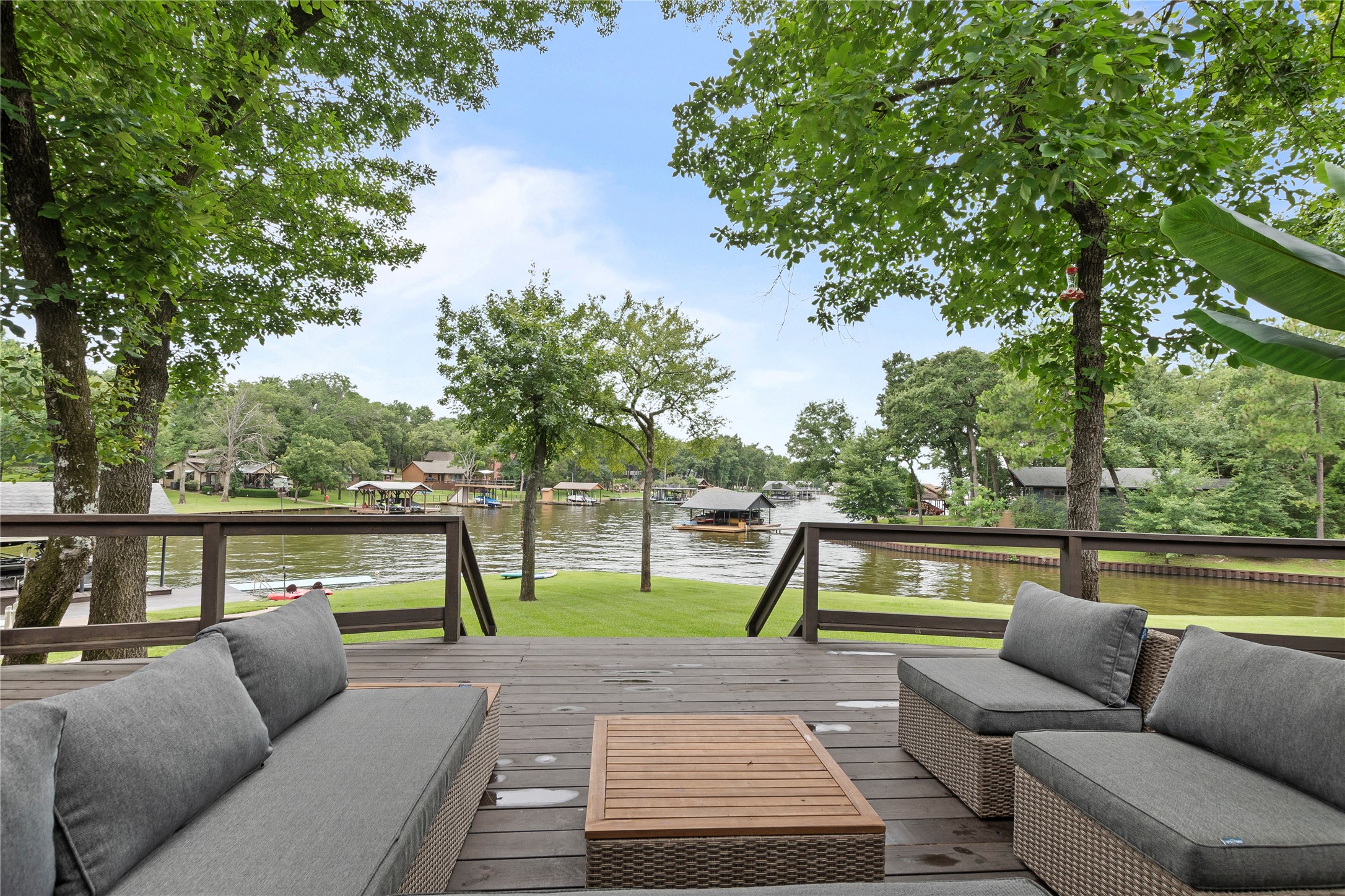 2113 Dogwood Loop