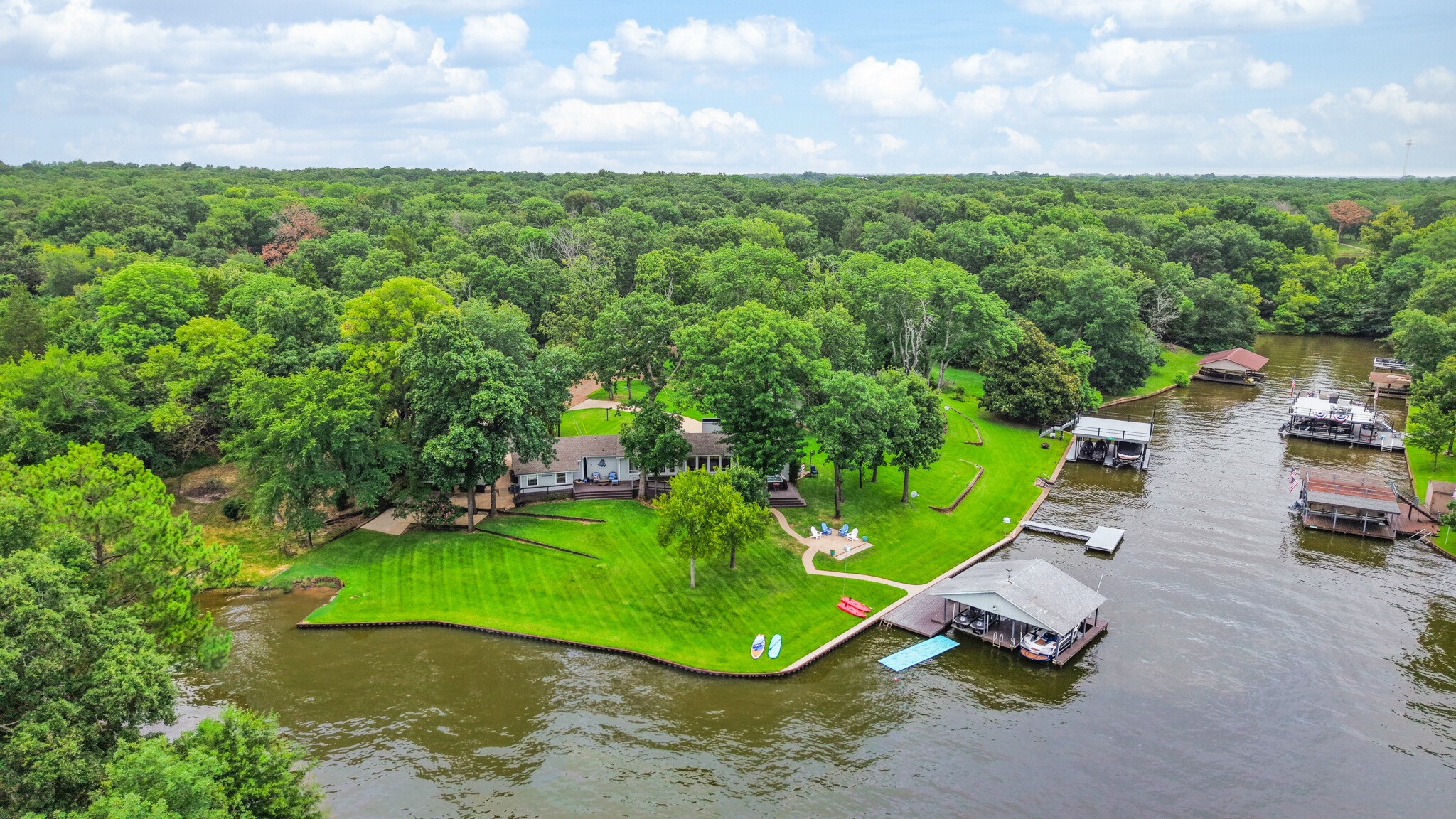 2113 Dogwood Loop
