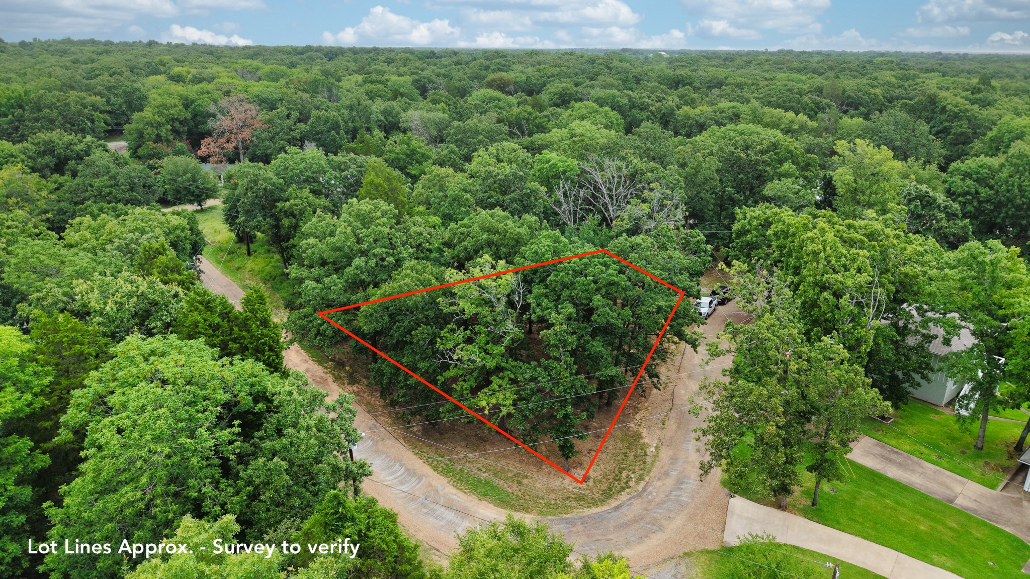 2113 Dogwood Loop