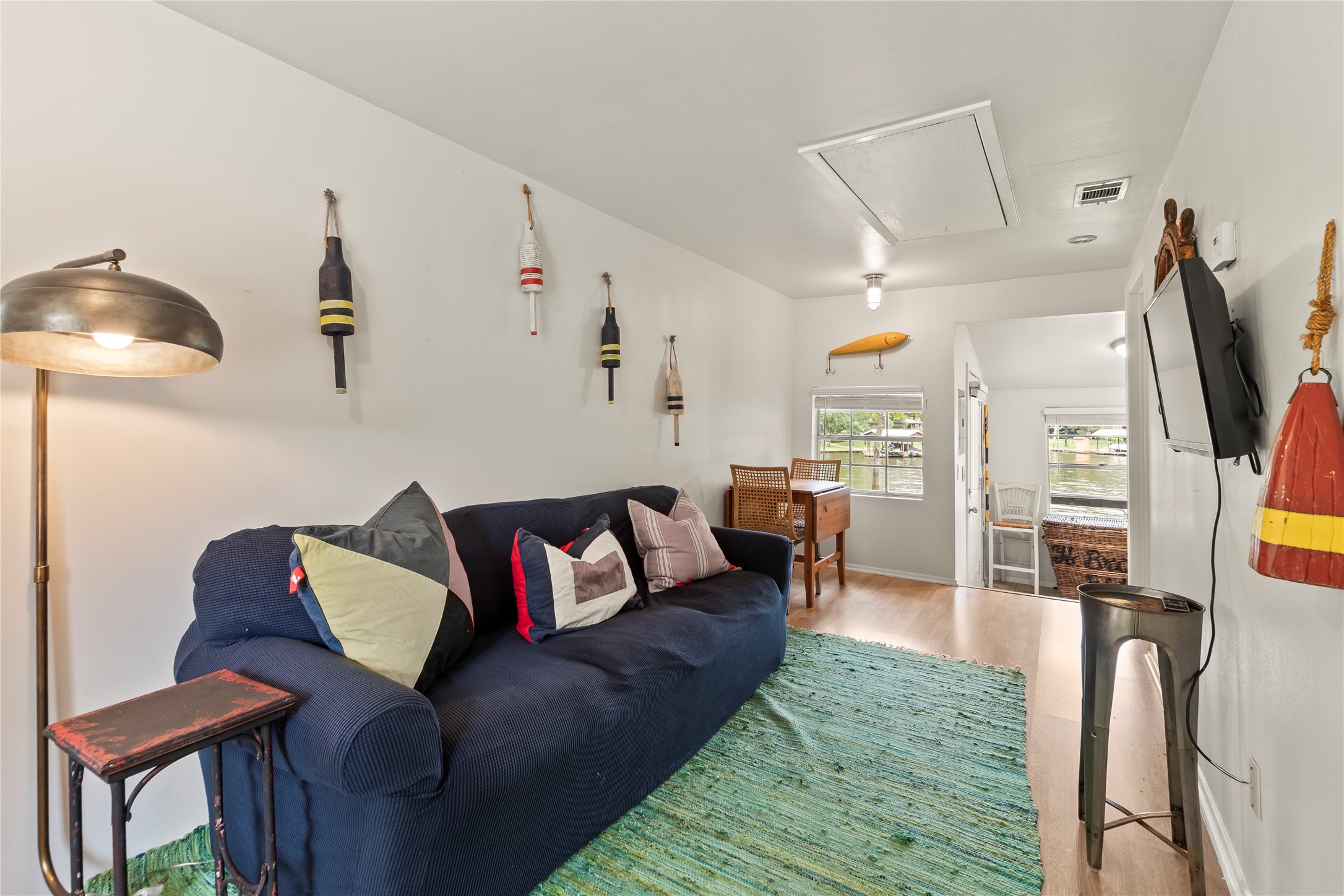 2113 Dogwood Loop