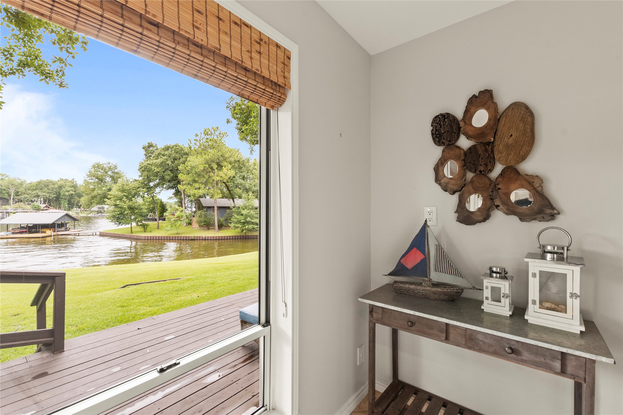 2113 Dogwood Loop