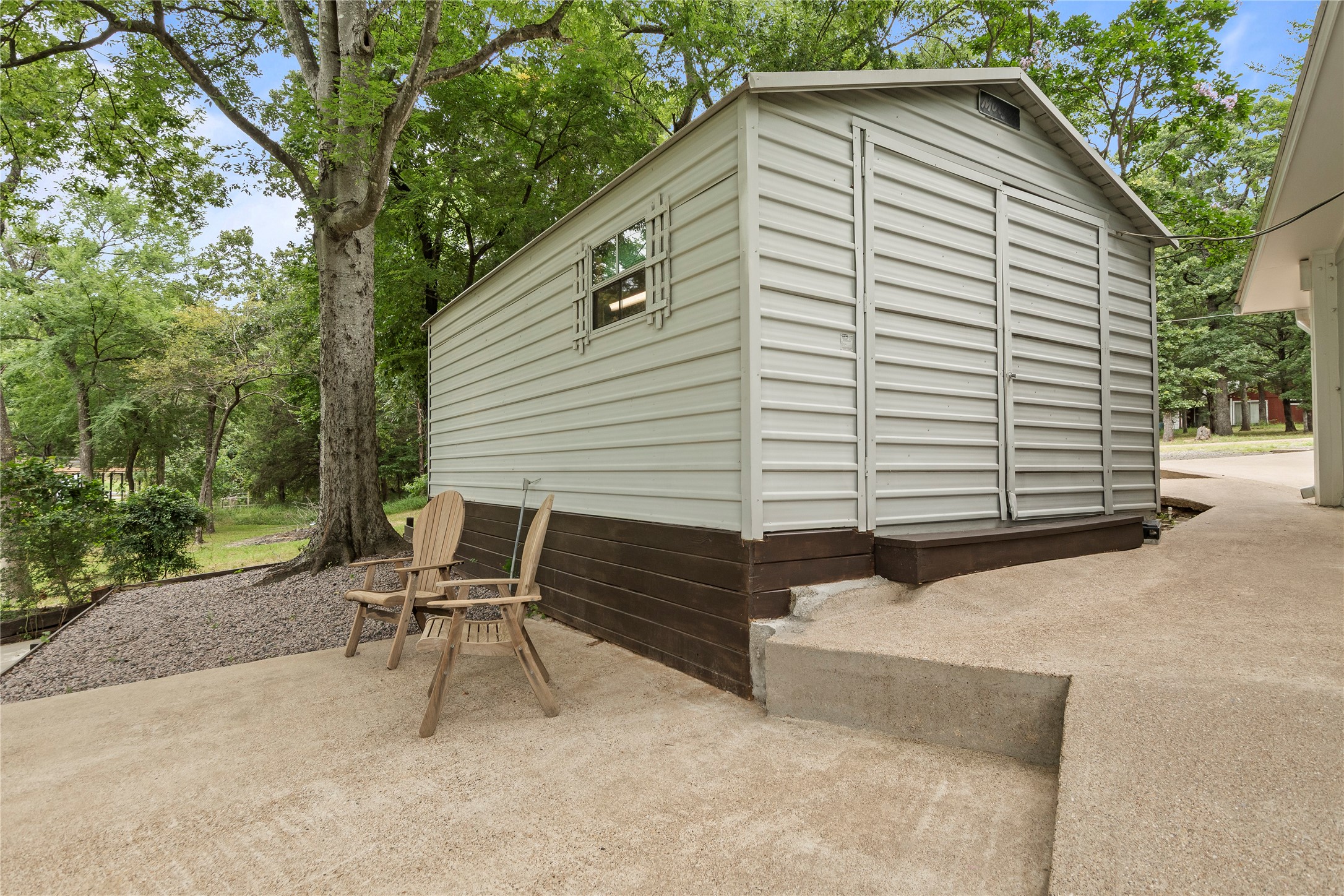 2113 Dogwood Loop