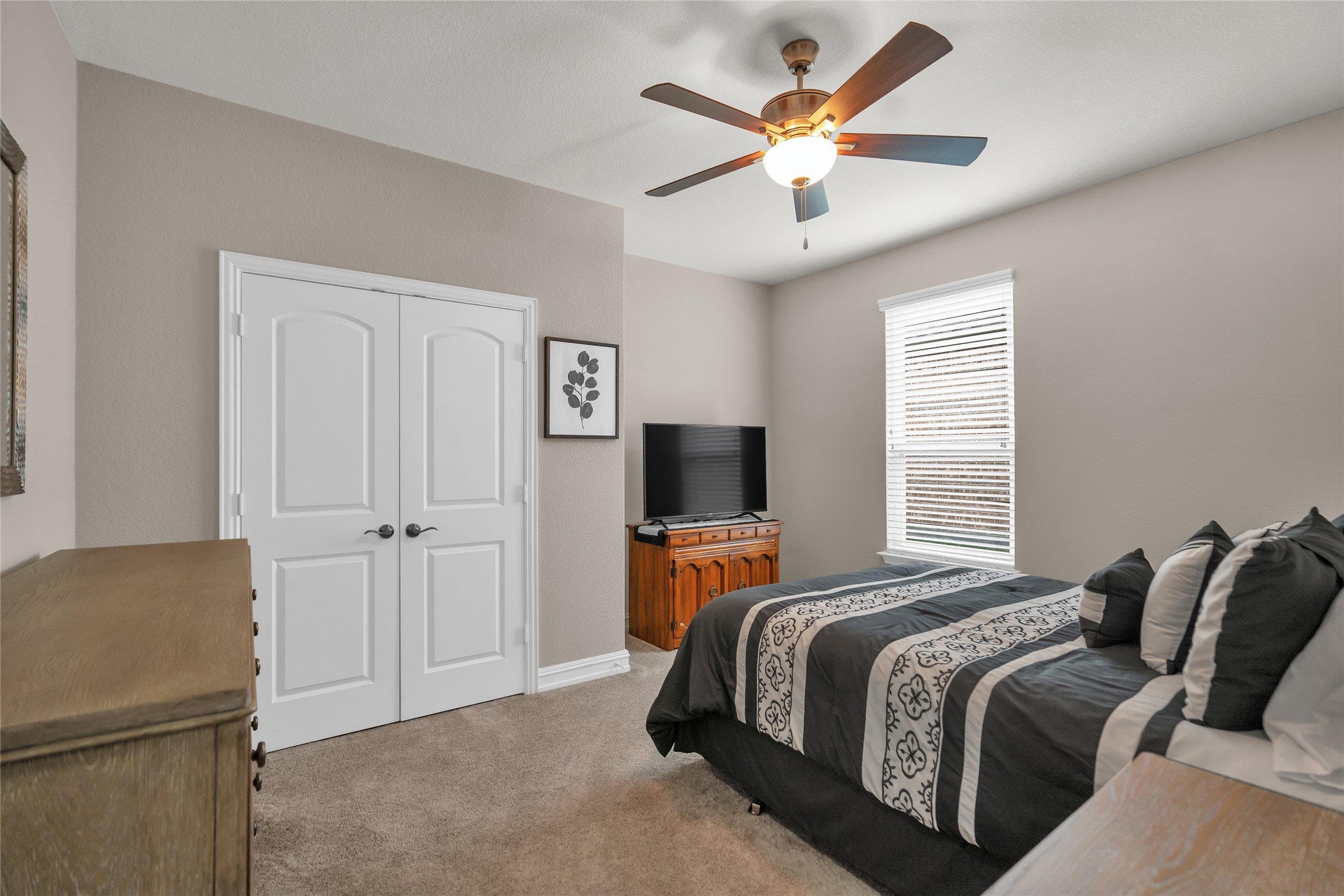 3246 Castaway Lane