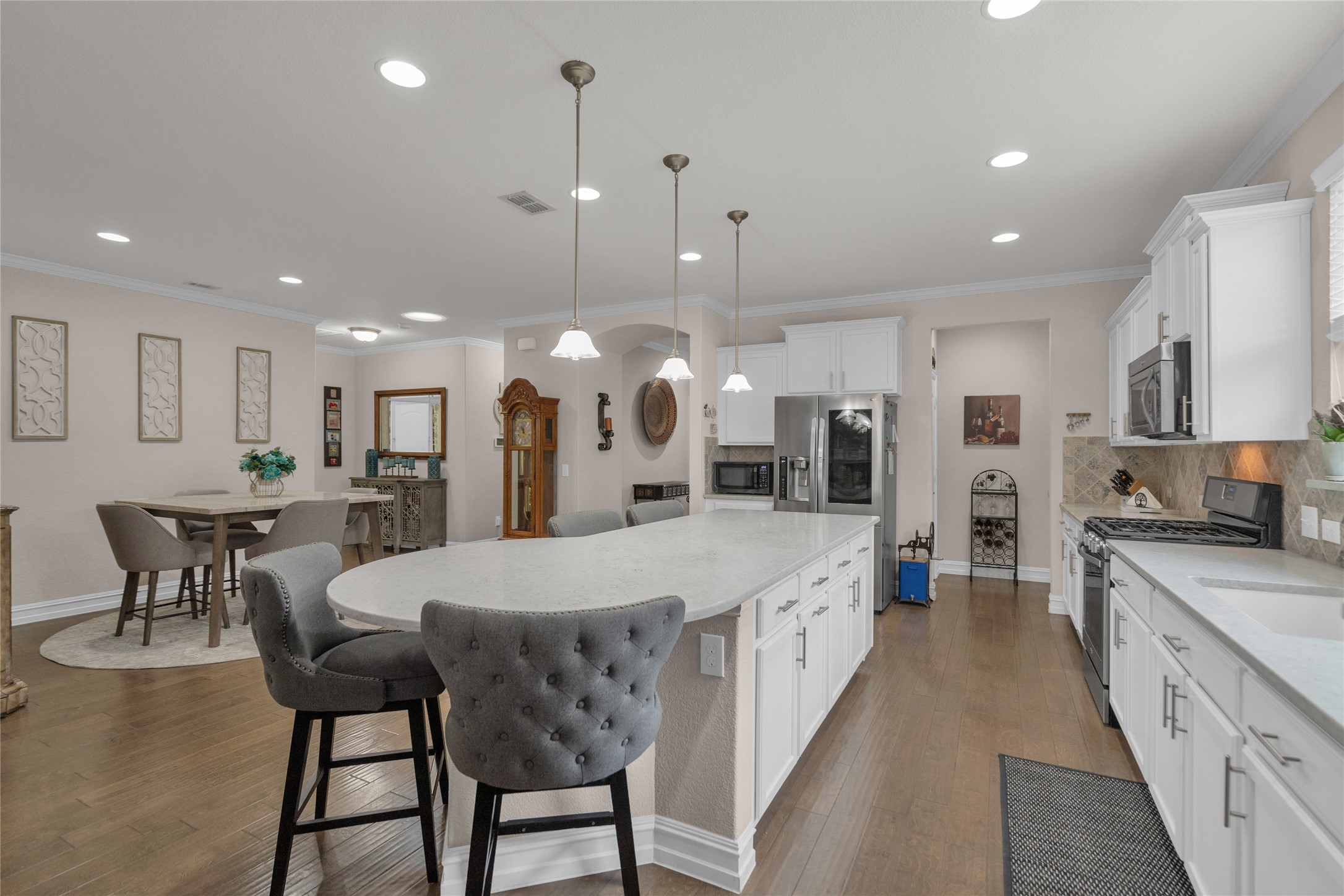 3246 Castaway Lane