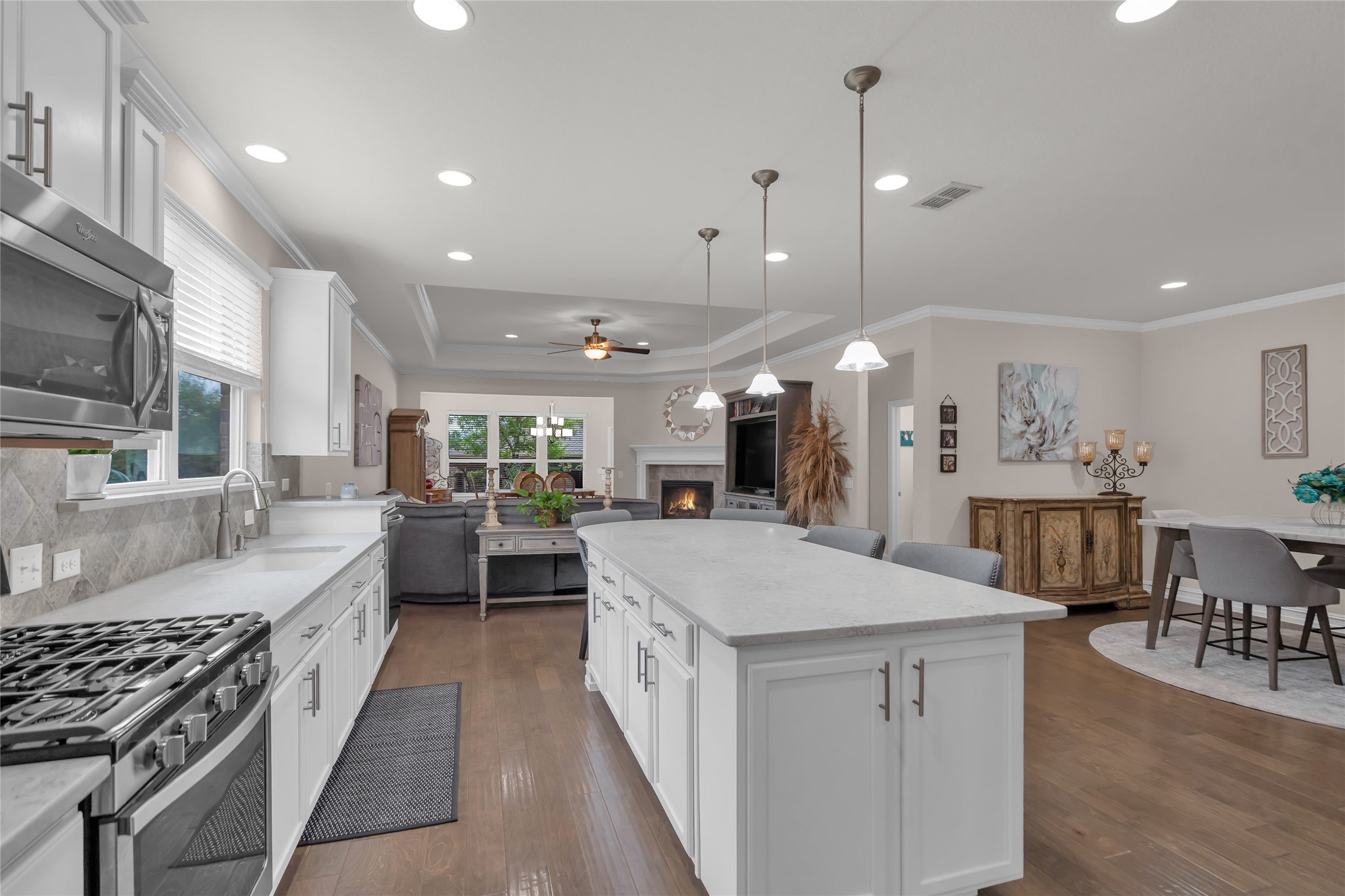 3246 Castaway Lane