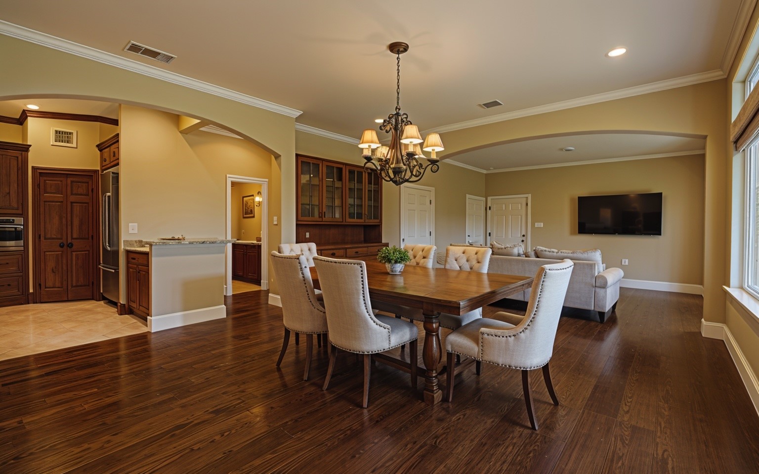 6207 Walnut Hill Lane