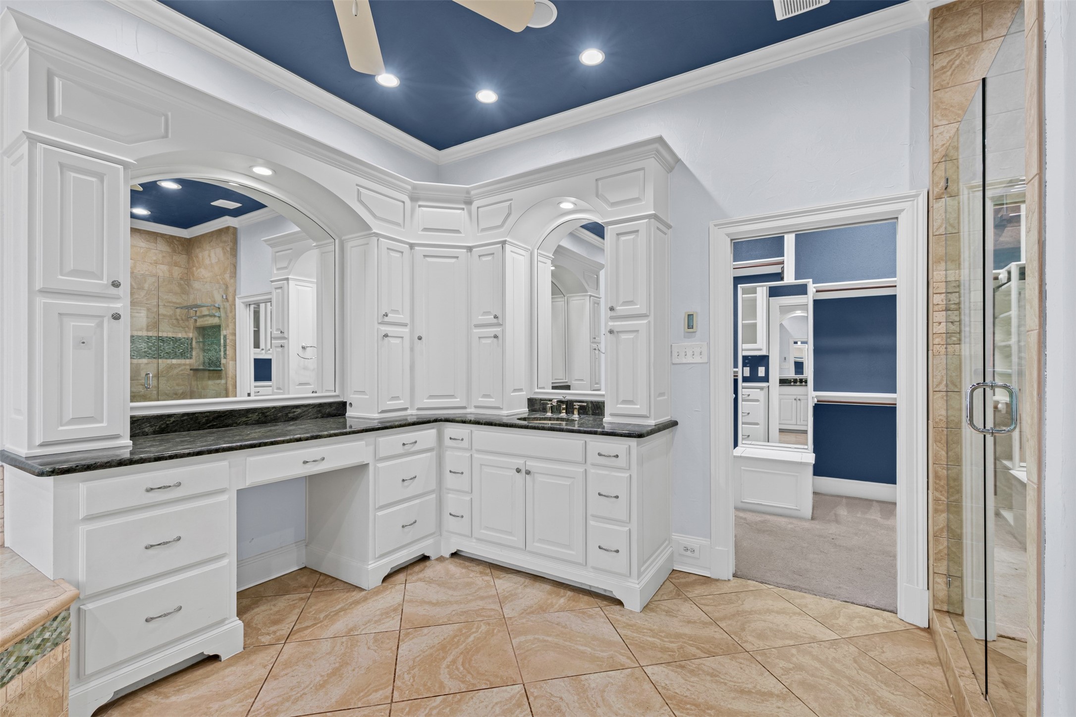 6207 Walnut Hill Lane