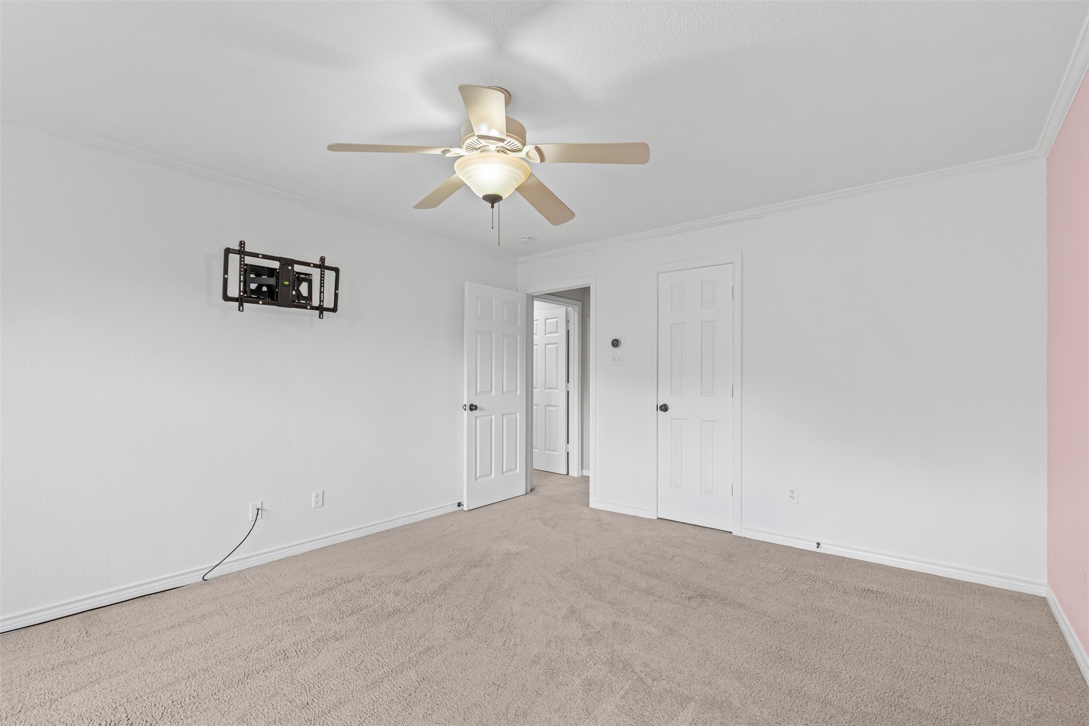 6207 Walnut Hill Lane