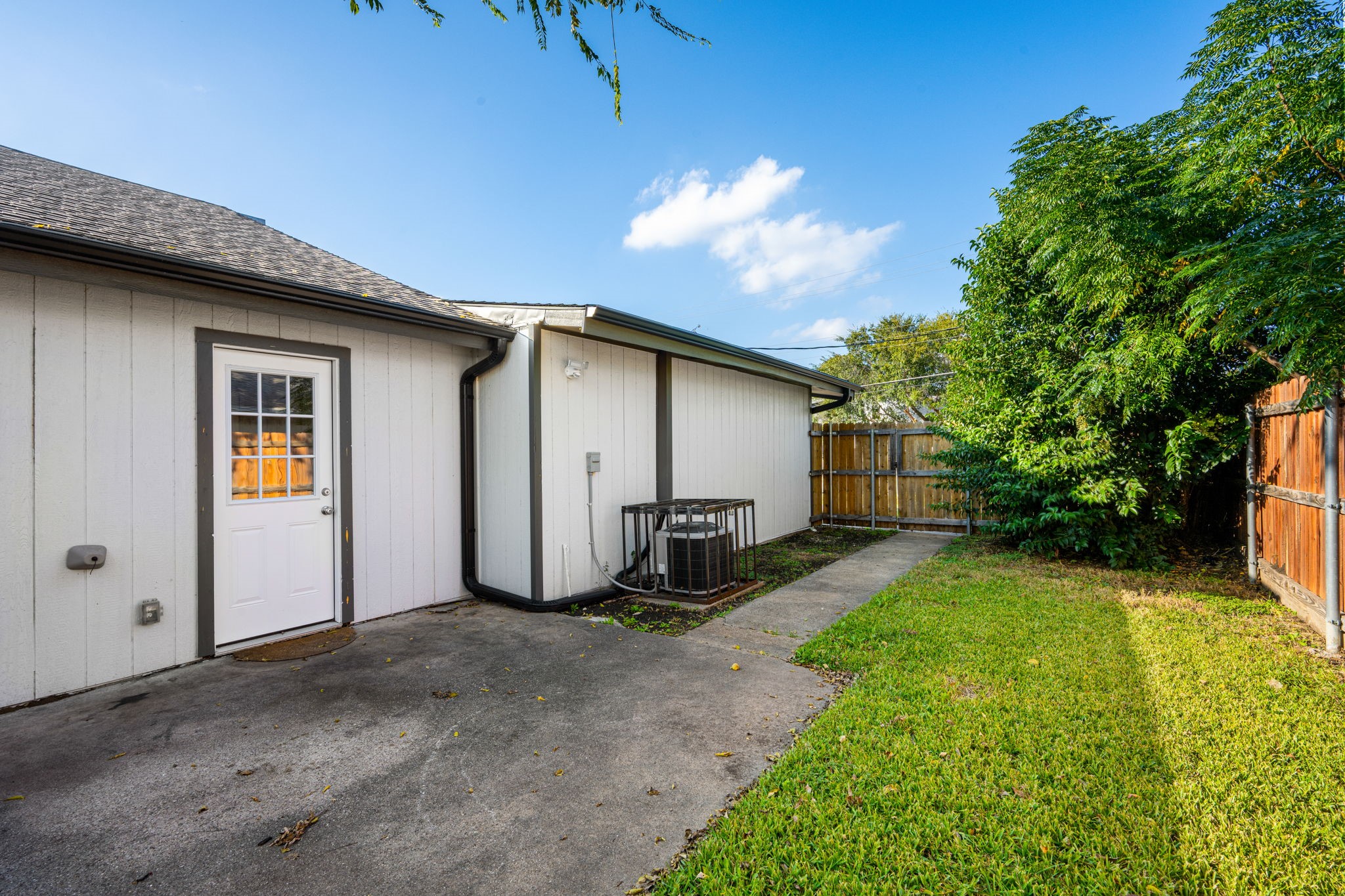 11353 Quail Run Street