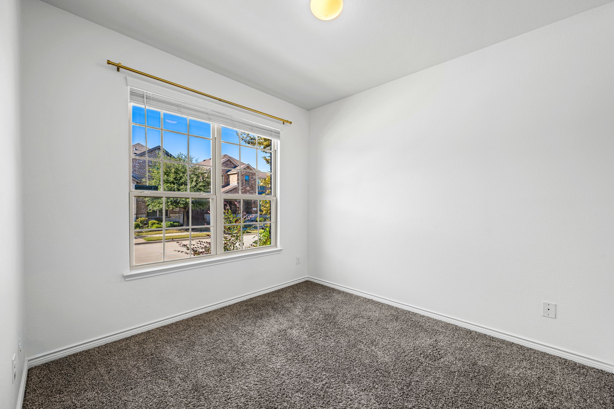 2225 Barx Drive