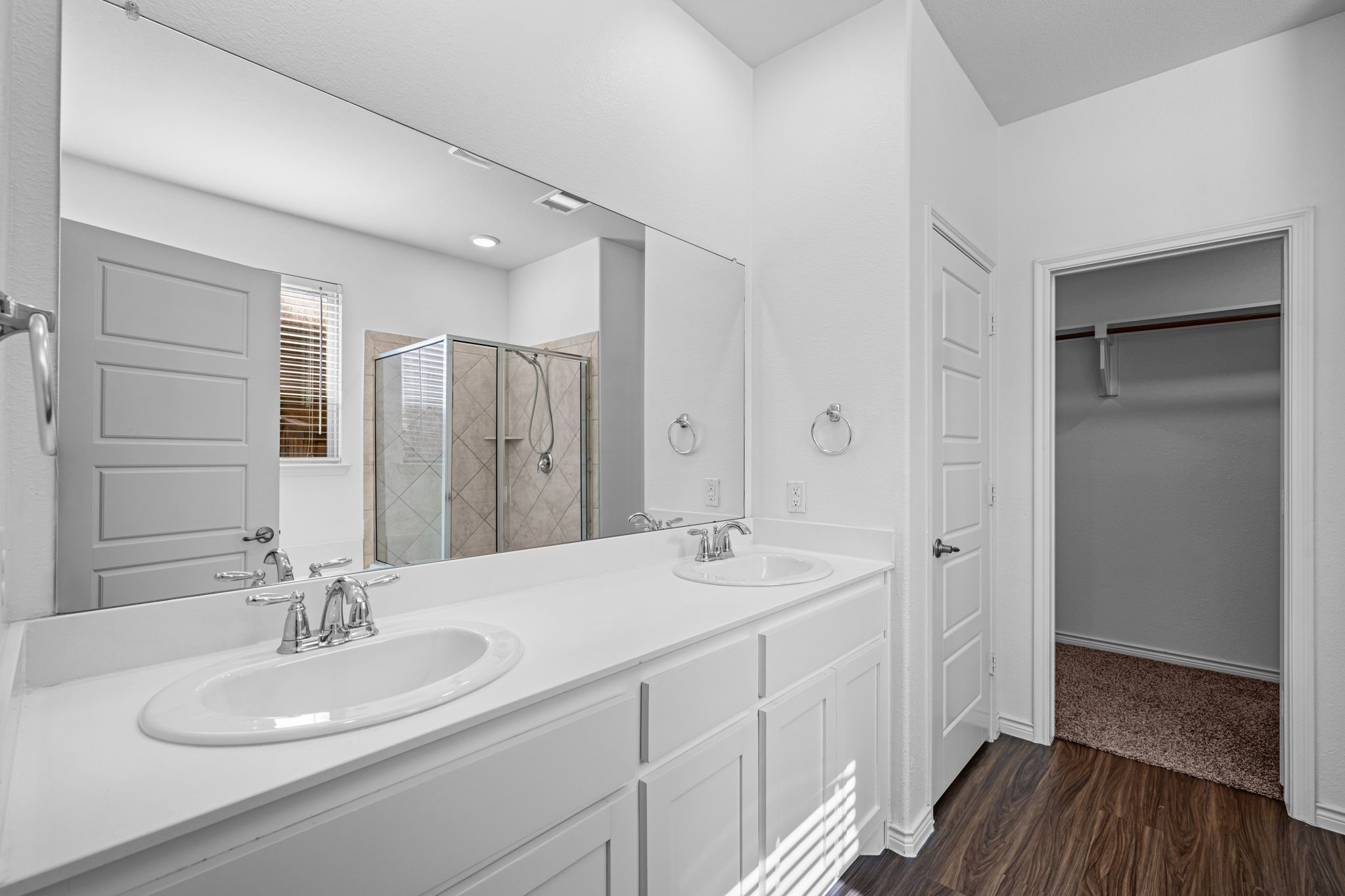 2225 Barx Drive