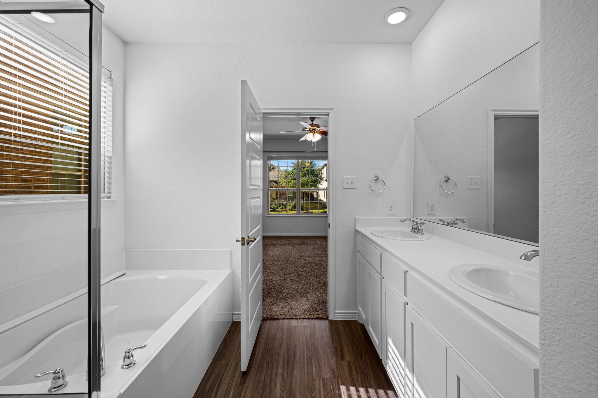 2225 Barx Drive