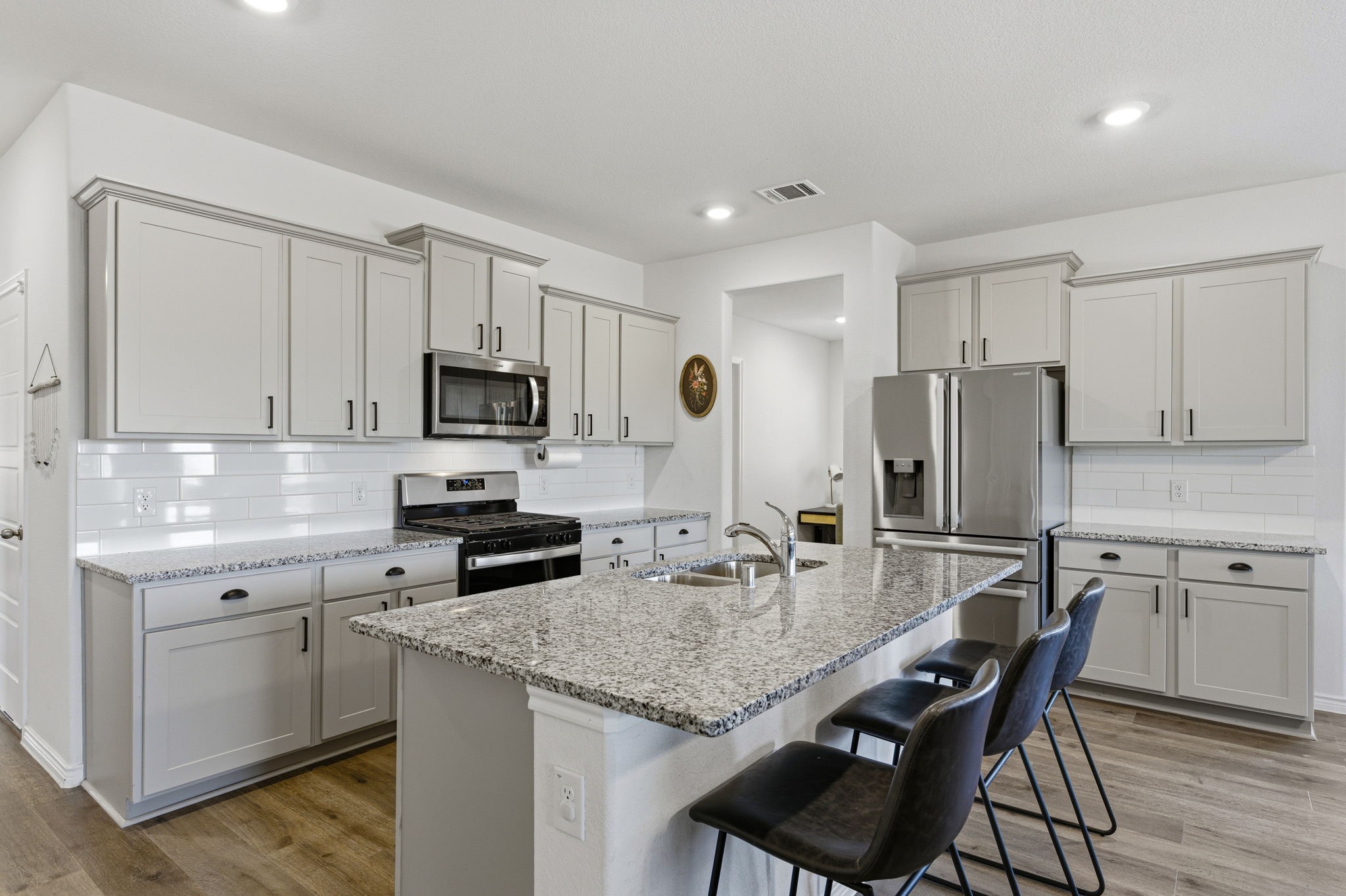 830 Creekview Lane